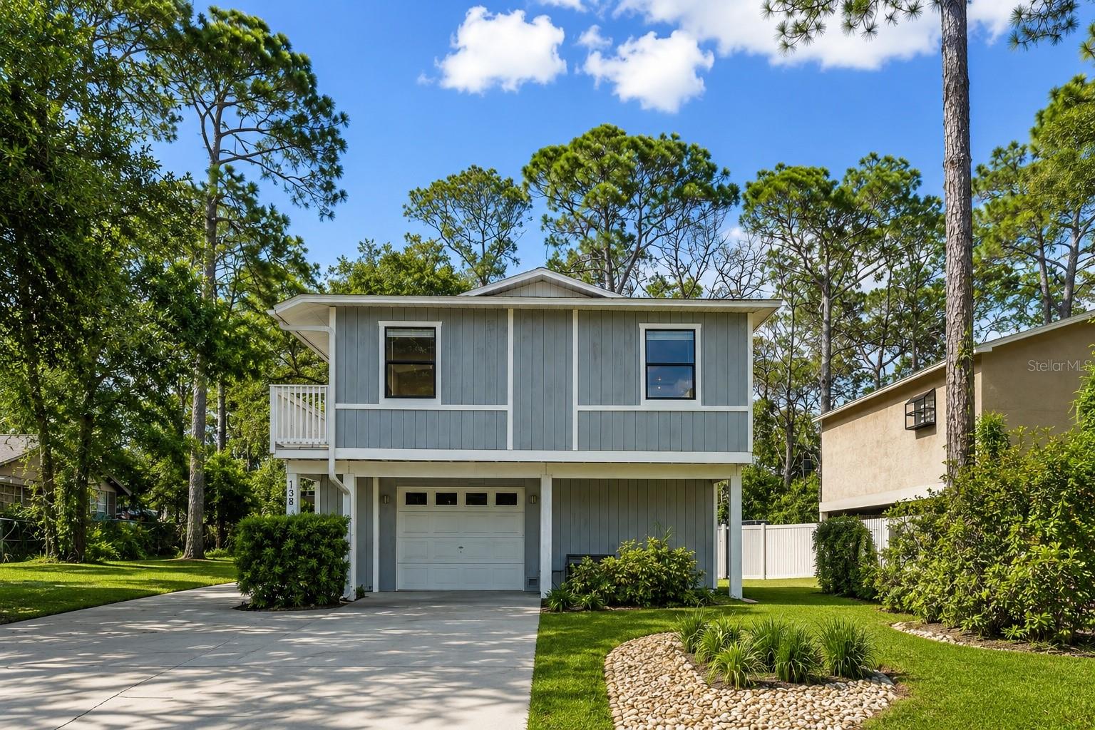 138 69TH AVE N