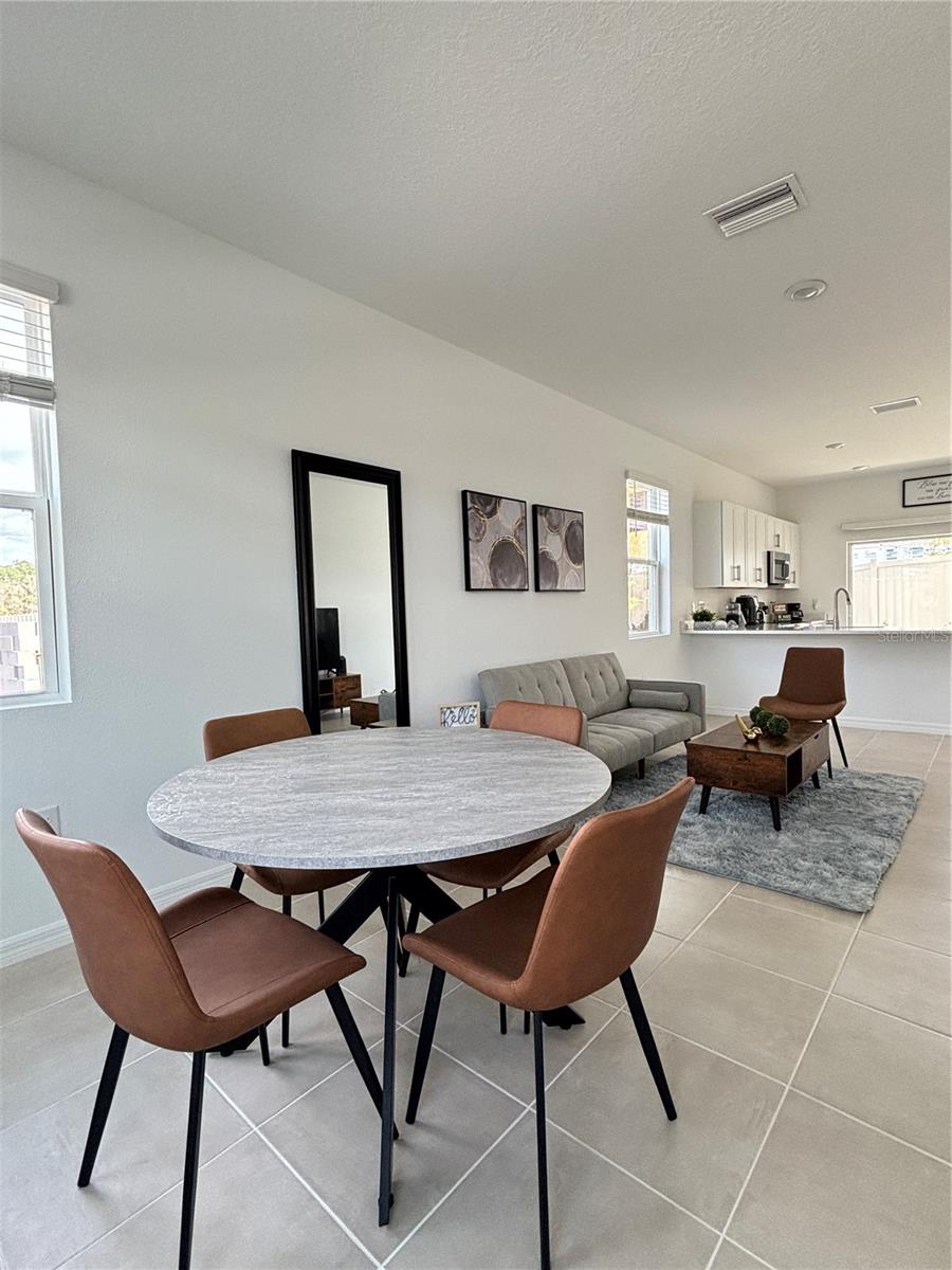 unfurnished - 8768 DAYBREAK ST, SARASOTA