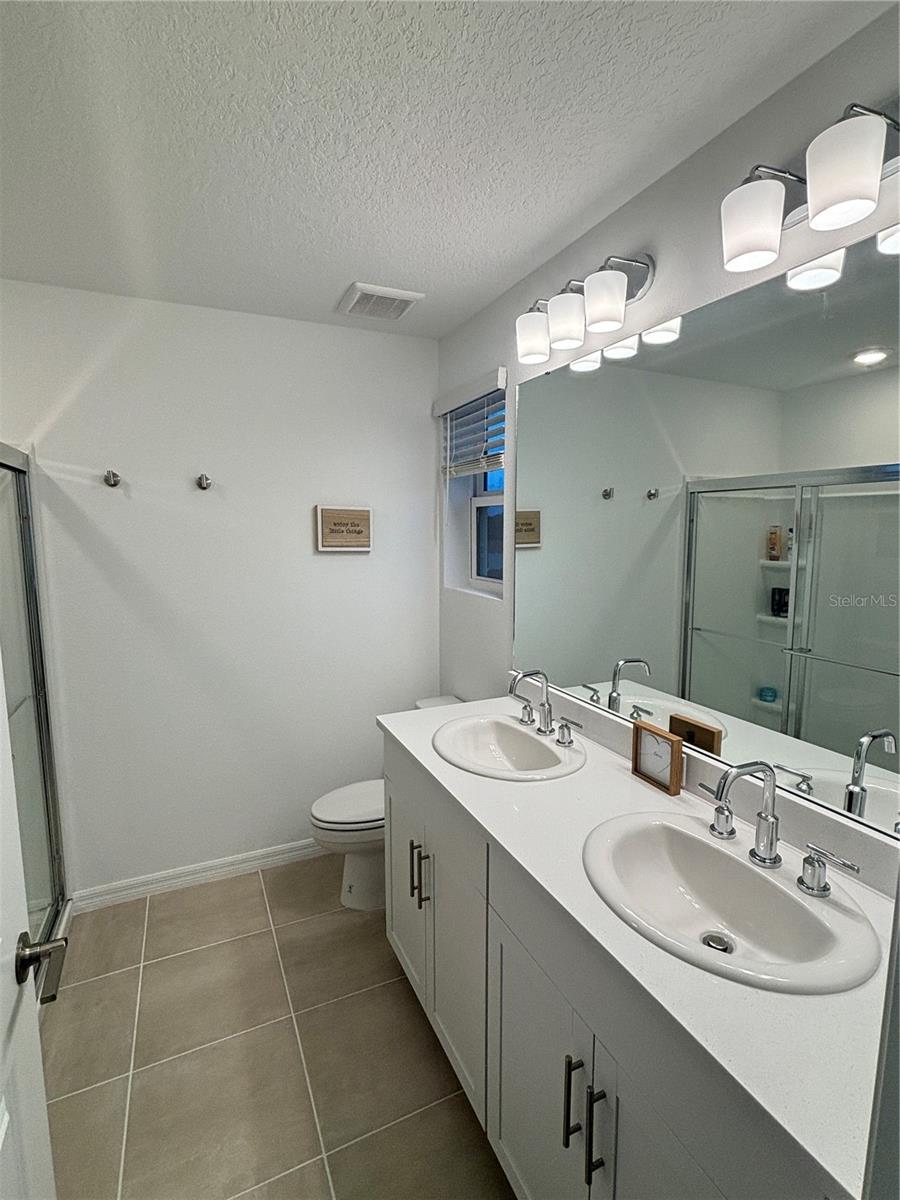 Townhouse at 8768 DAYBREAK ST, SARASOTA, photo 16 of 29