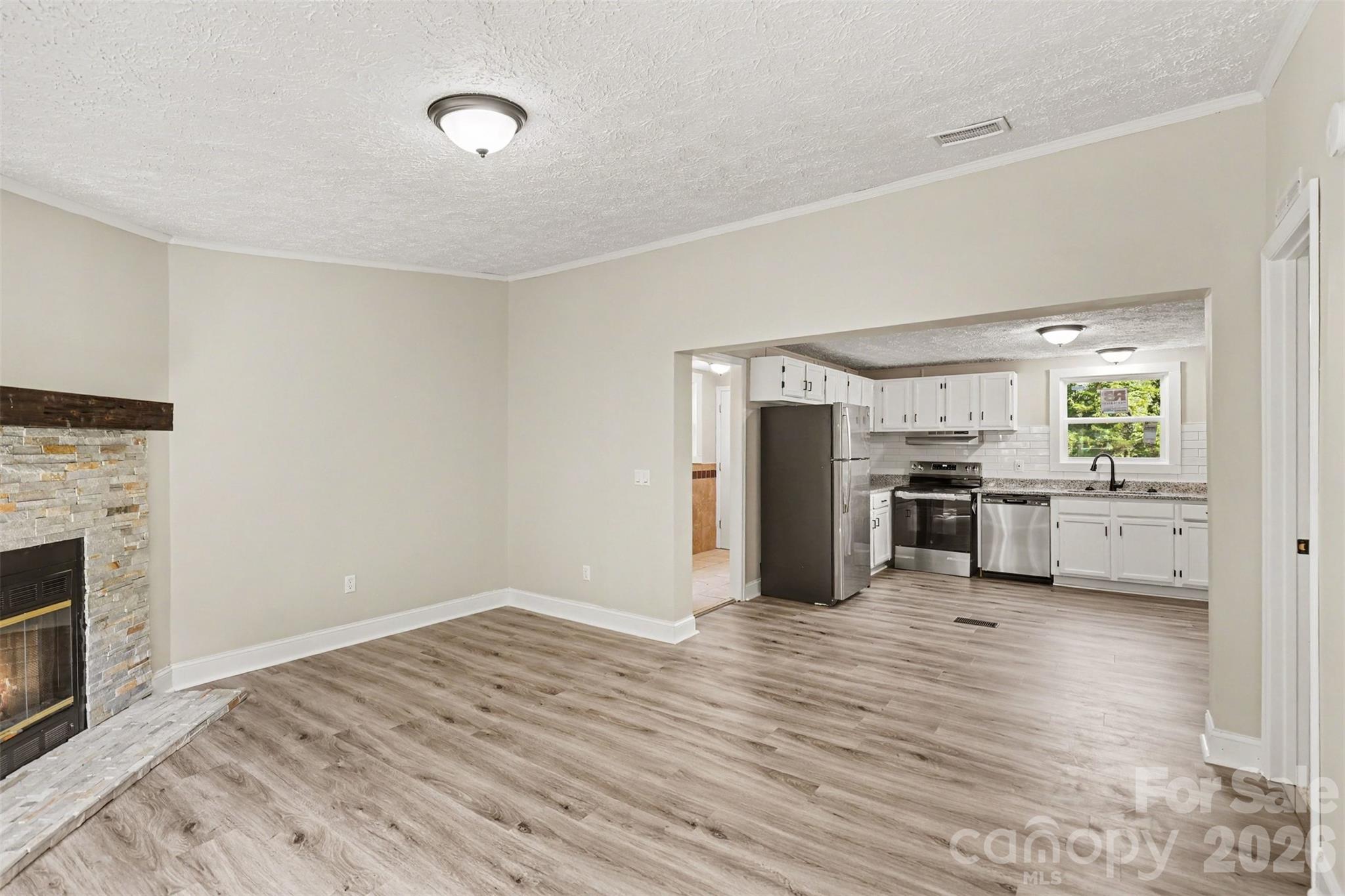 Single Family Residence at 5174 Grand Canyon Road NW, Concord, photo 7 of 34