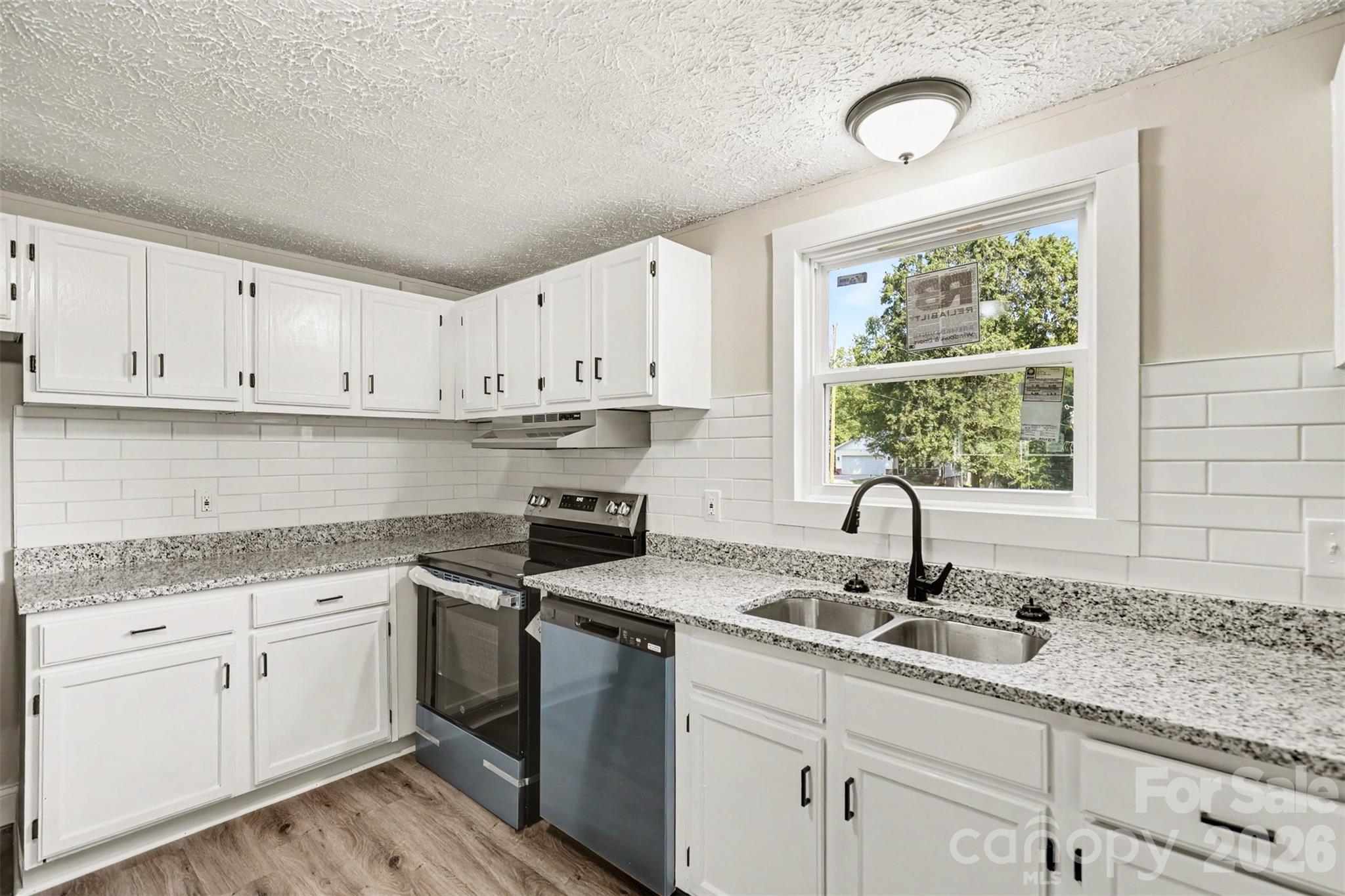 Single Family Residence at 5174 Grand Canyon Road NW, Concord, photo 11 of 34