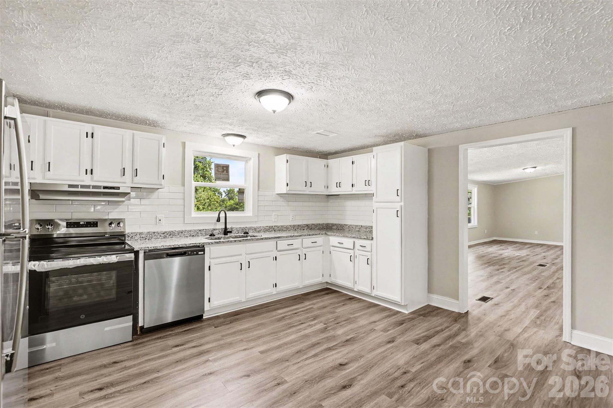 Single Family Residence at 5174 Grand Canyon Road NW, Concord, photo 12 of 34