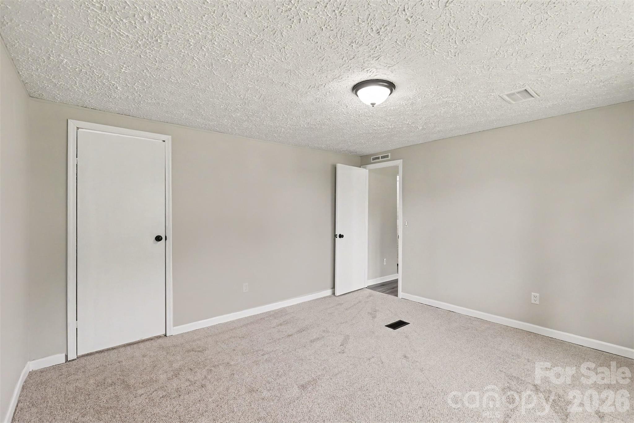 Single Family Residence at 5174 Grand Canyon Road NW, Concord, photo 15 of 34