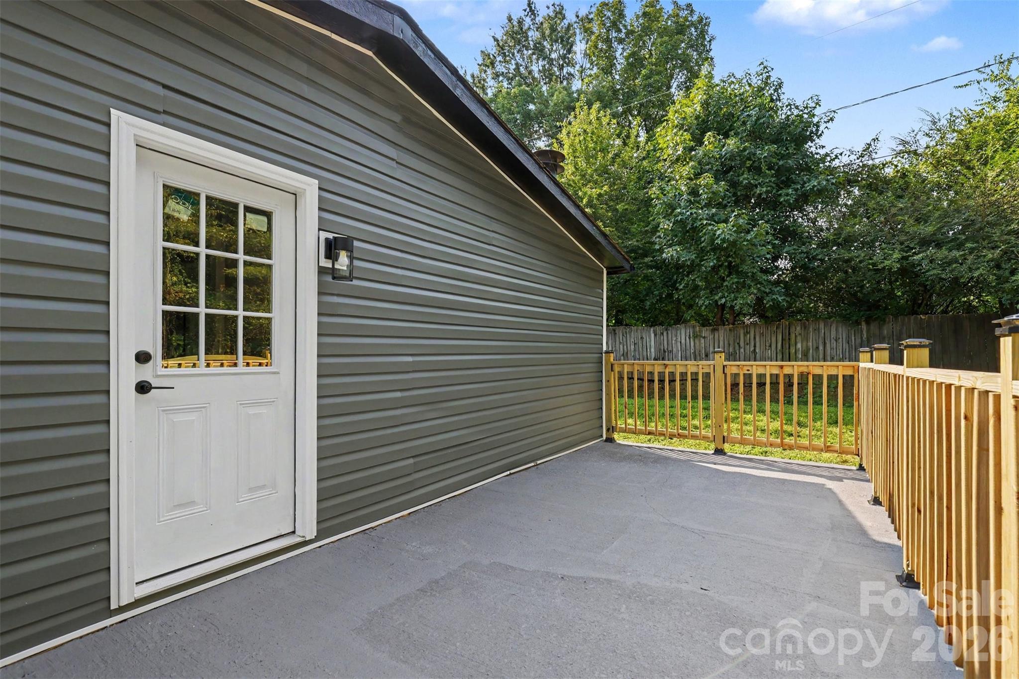 Single Family Residence at 5174 Grand Canyon Road NW, Concord, photo 27 of 34