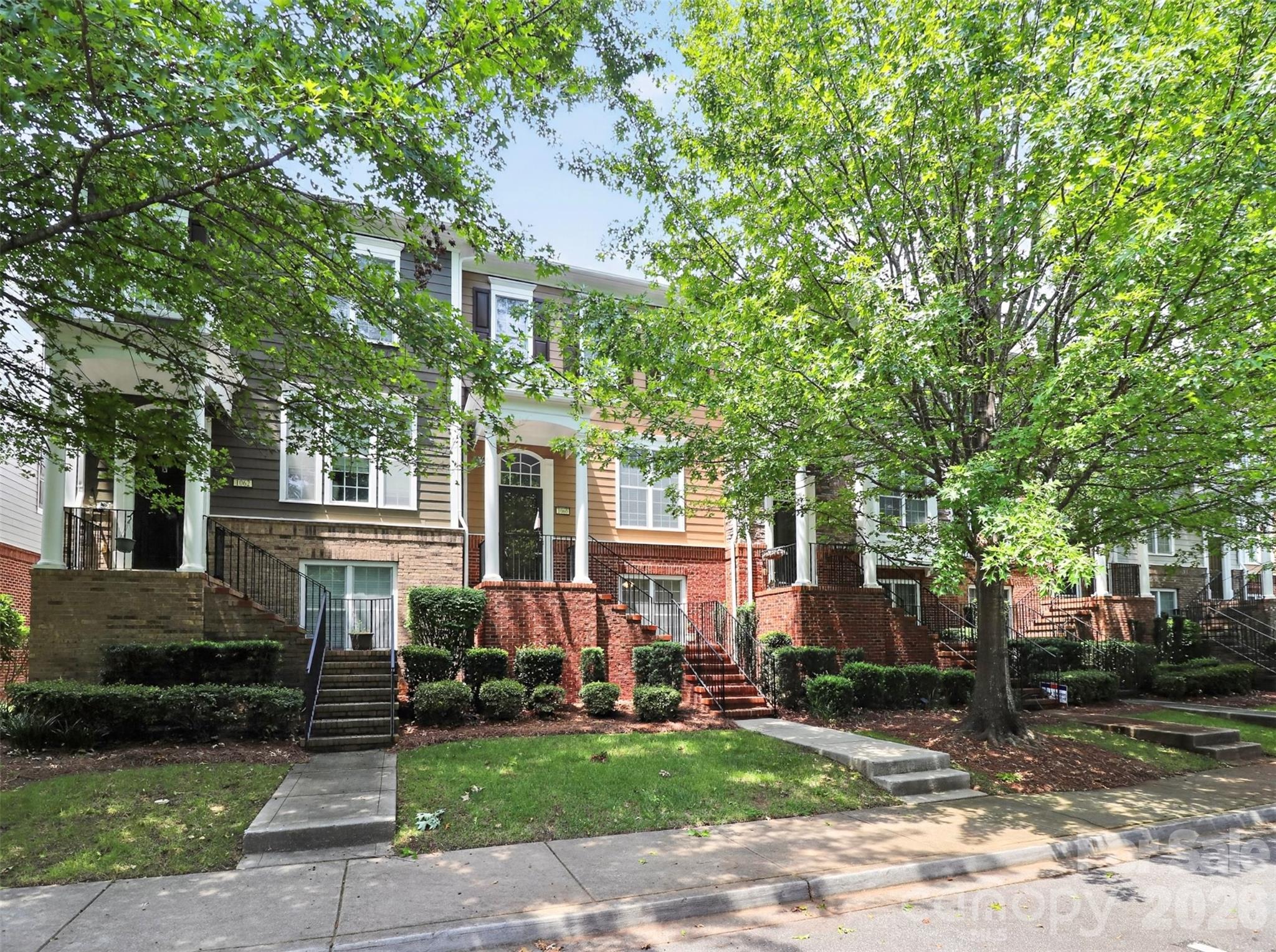 1060 Drayton Court