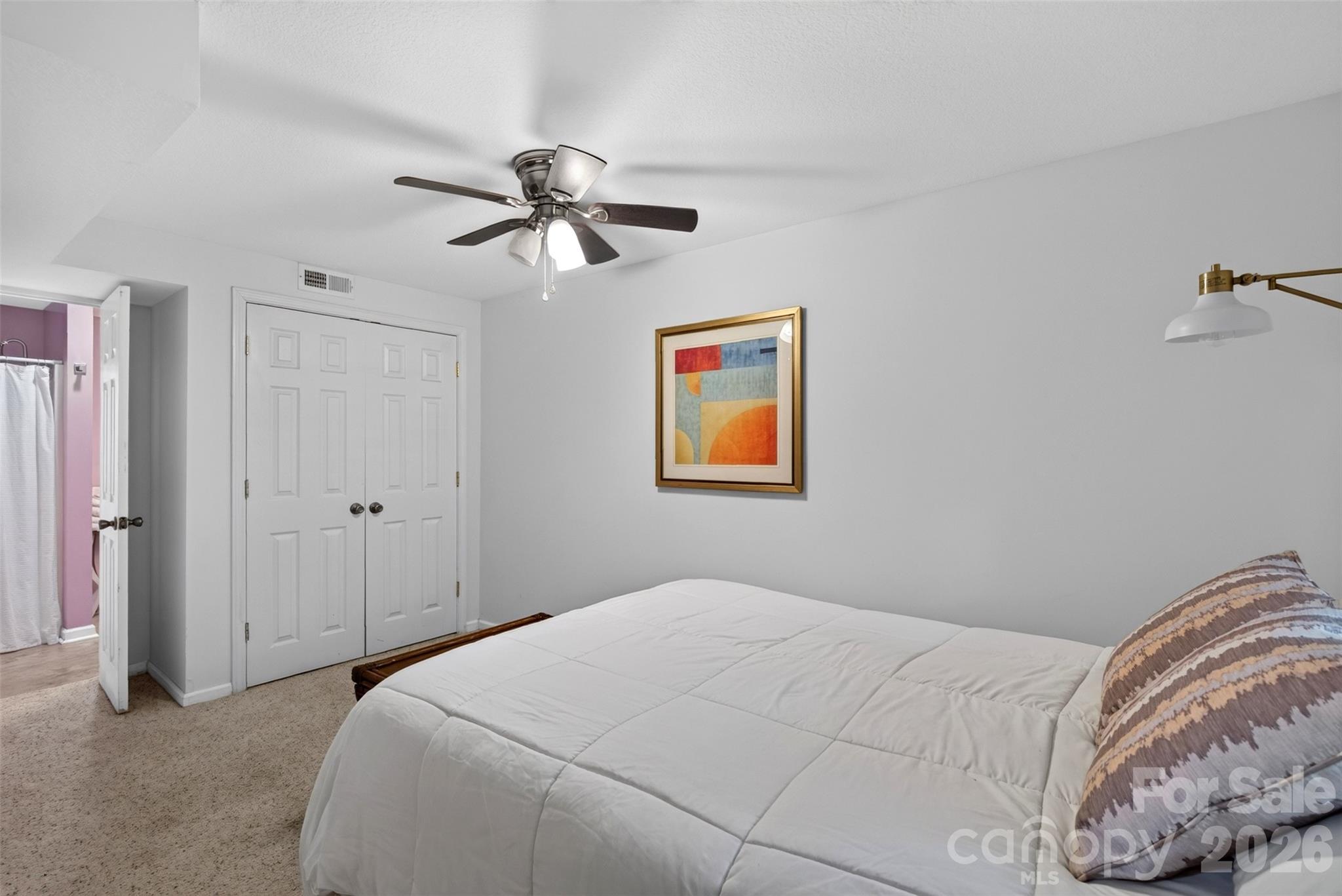 Single Family Residence at 2 Bear Rock Loop Road, Hendersonville, photo 21 of 30