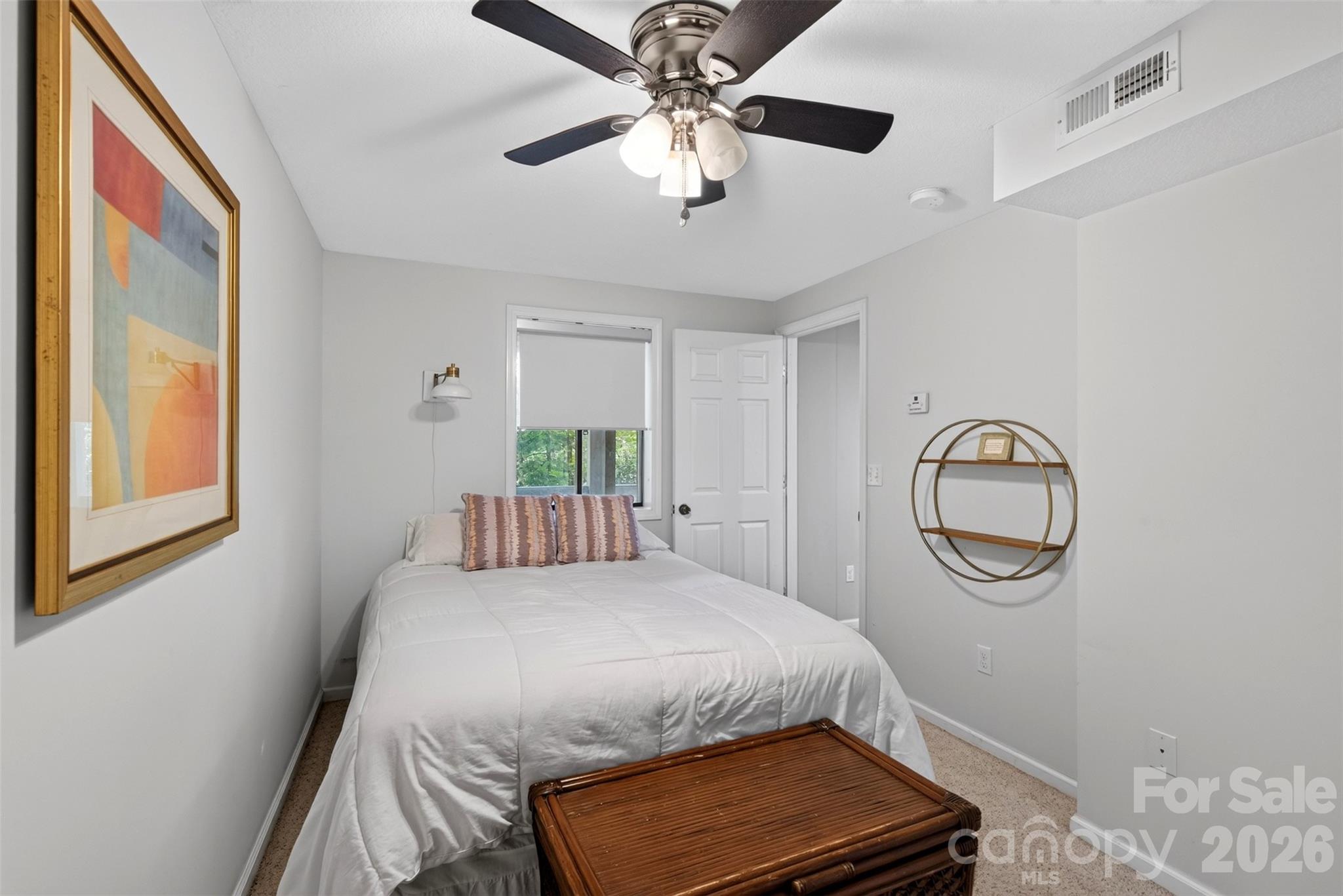 Single Family Residence at 2 Bear Rock Loop Road, Hendersonville, photo 22 of 30
