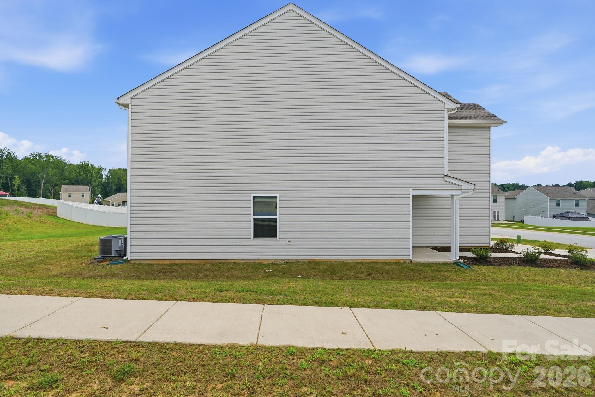 Single Family Residence at 3404 Clover Valley Drive, Gastonia, photo 35 of 42
