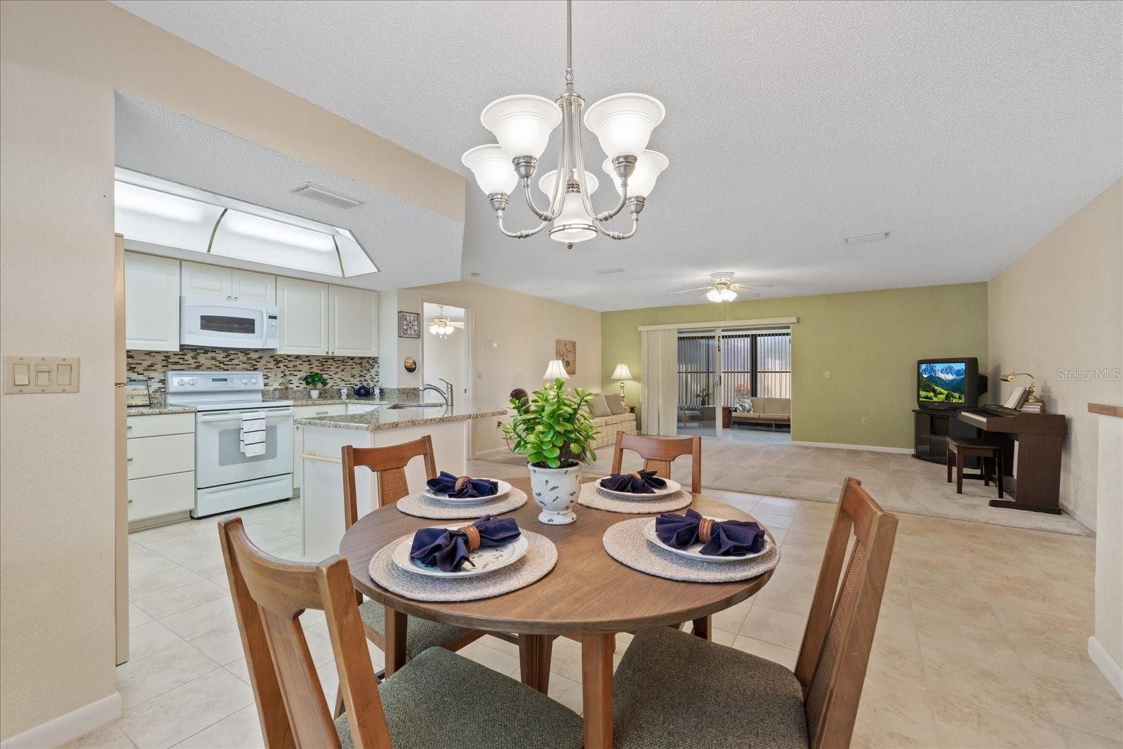 Single Family Residence at 7329 FAIRWOOD AVE, NEW PORT RICHEY, photo 5 of 47