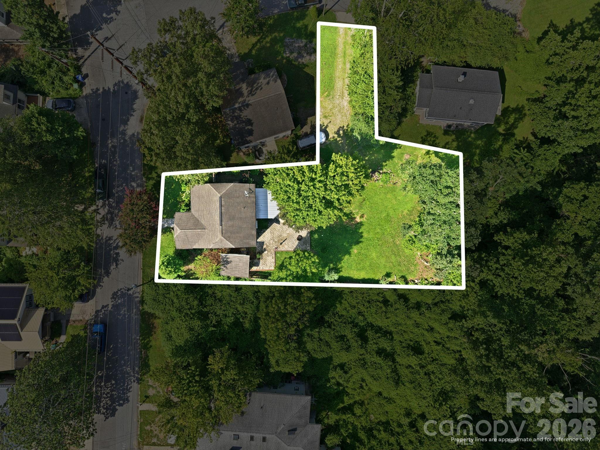 Aerial view of property showing lot lines and surrounding area. - 146 Courtland Avenue, Asheville