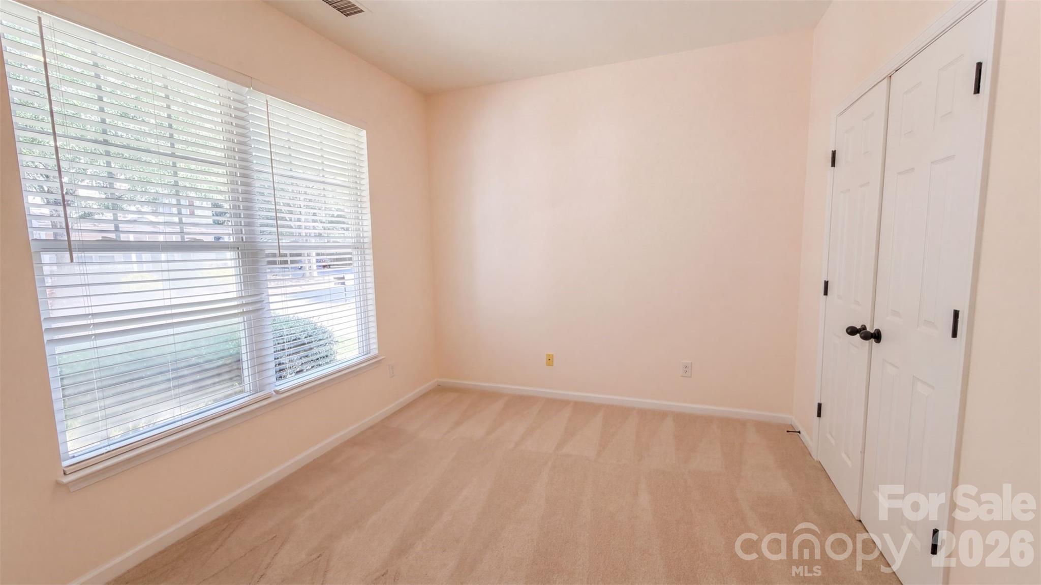 Single Family Residence at 12740 Windyedge Road, Huntersville, photo 10 of 16