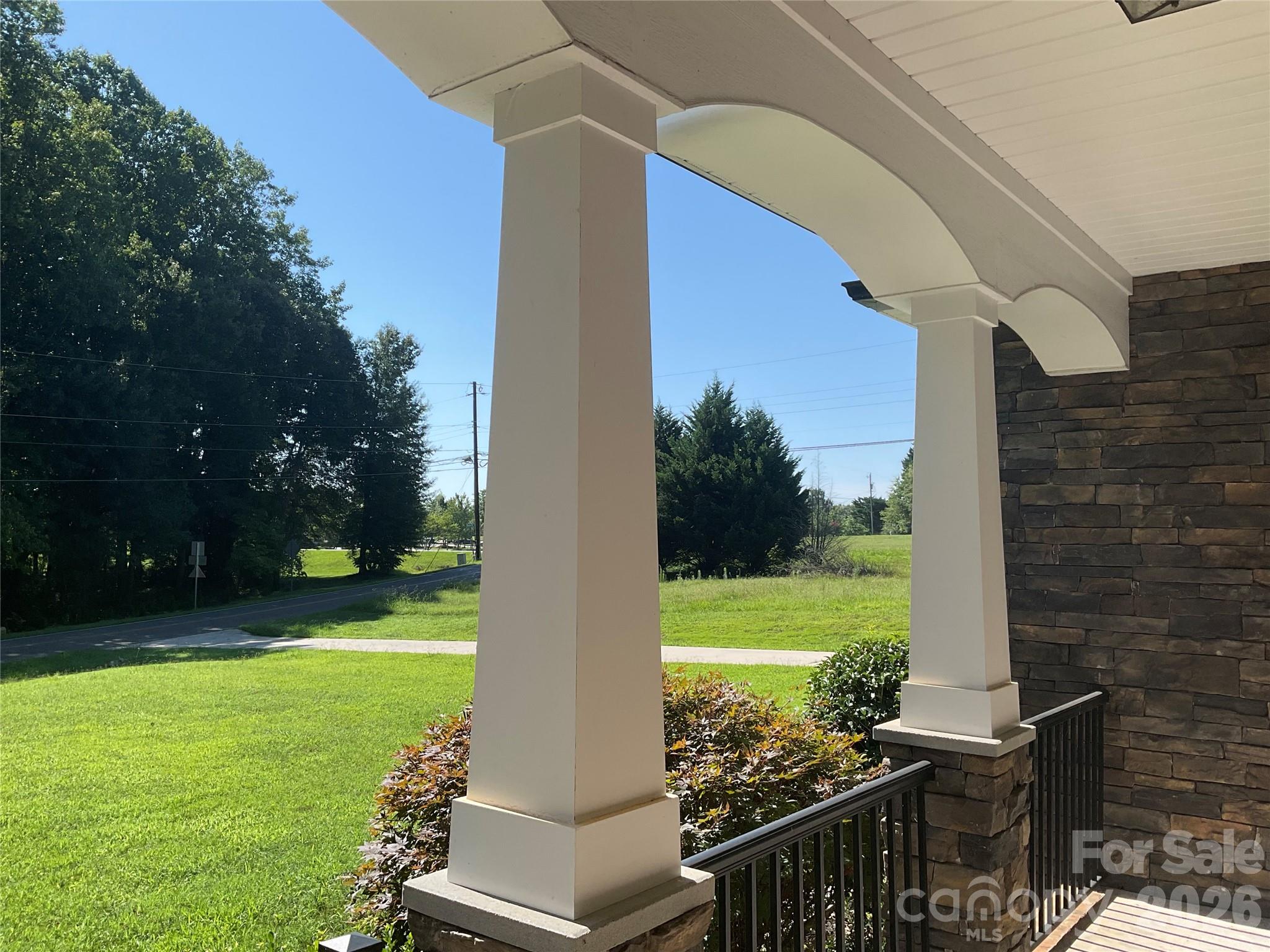 Single Family Residence at 135 Blossom Hill Road, Lincolnton, photo 5 of 33