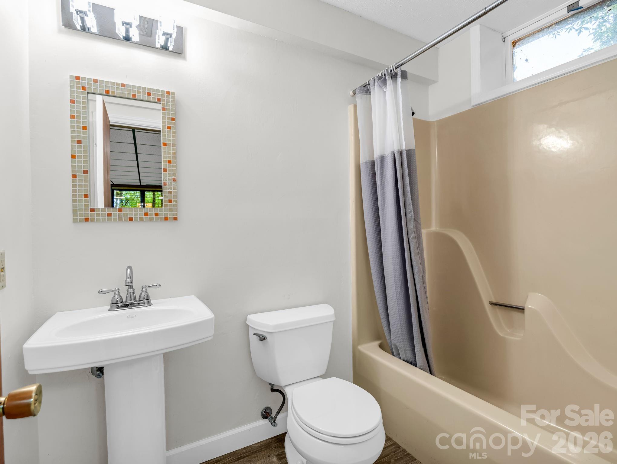 Full Bath - Lower Level - 10 Chestnut Ridge Road, Mills River