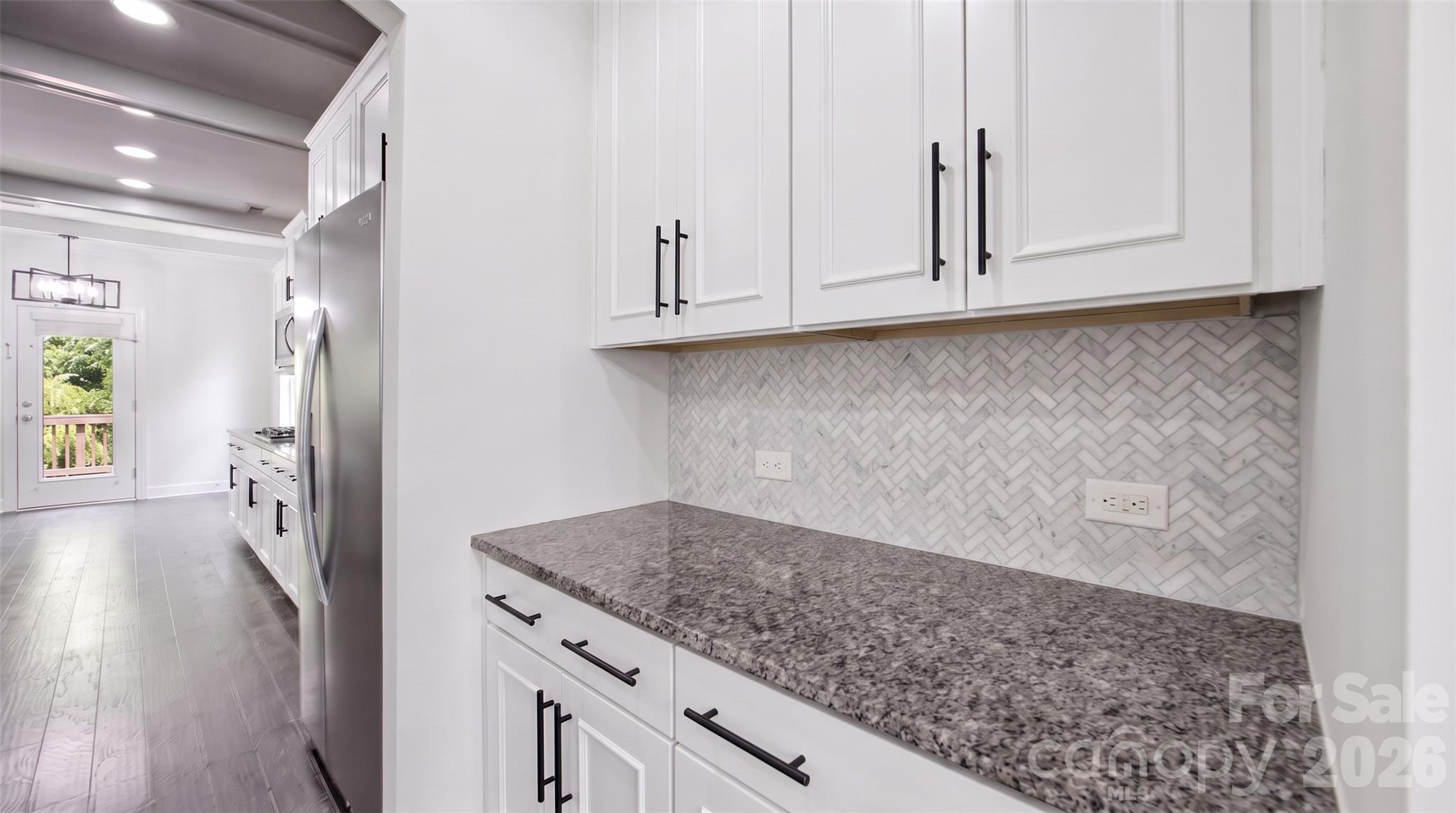 Butlers pantry (plus a full walk-in pantry) - 423 Fischer Road, Fort Mill