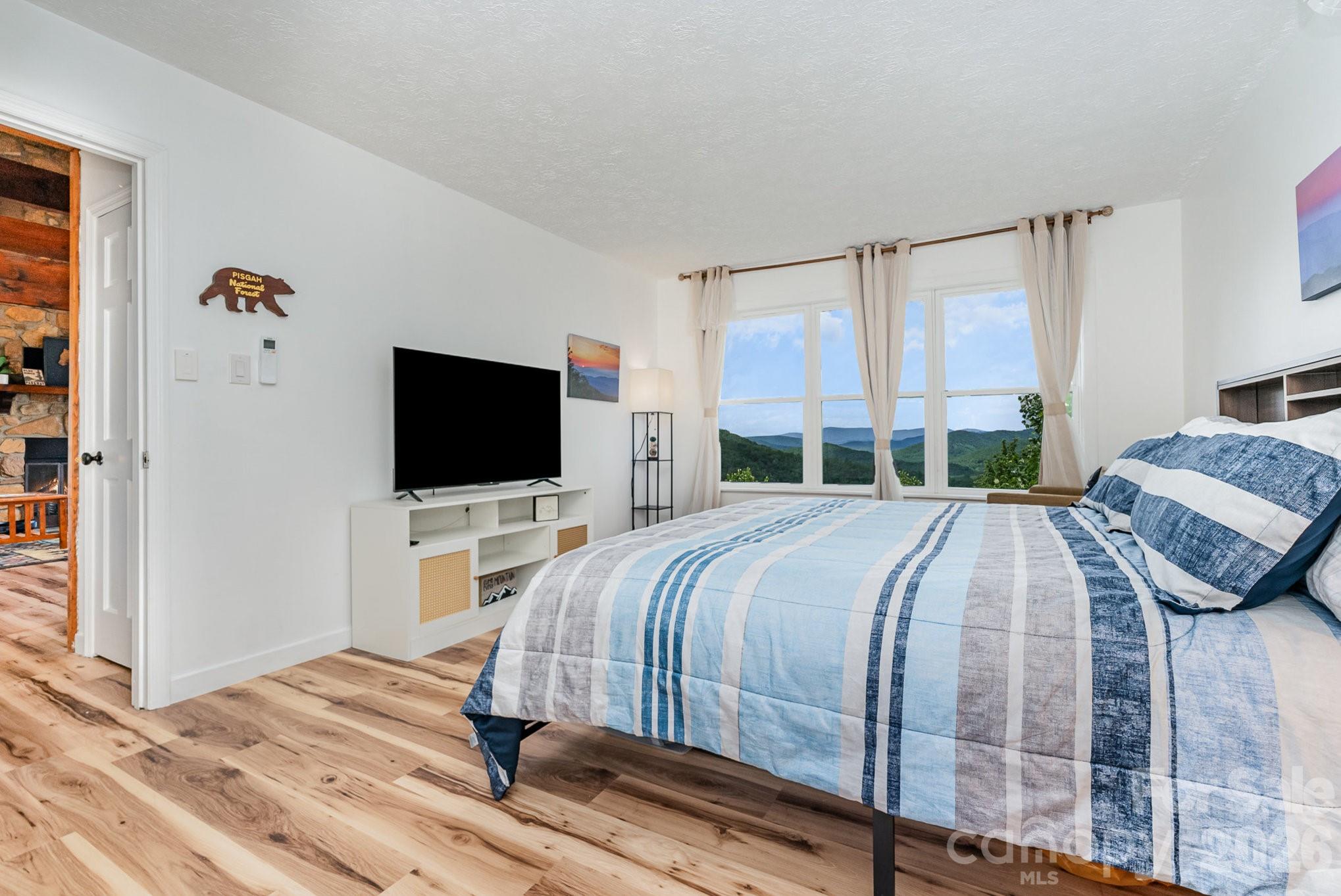 Condominium at 508 Over Look Drive, Burnsville, photo 8 of 28