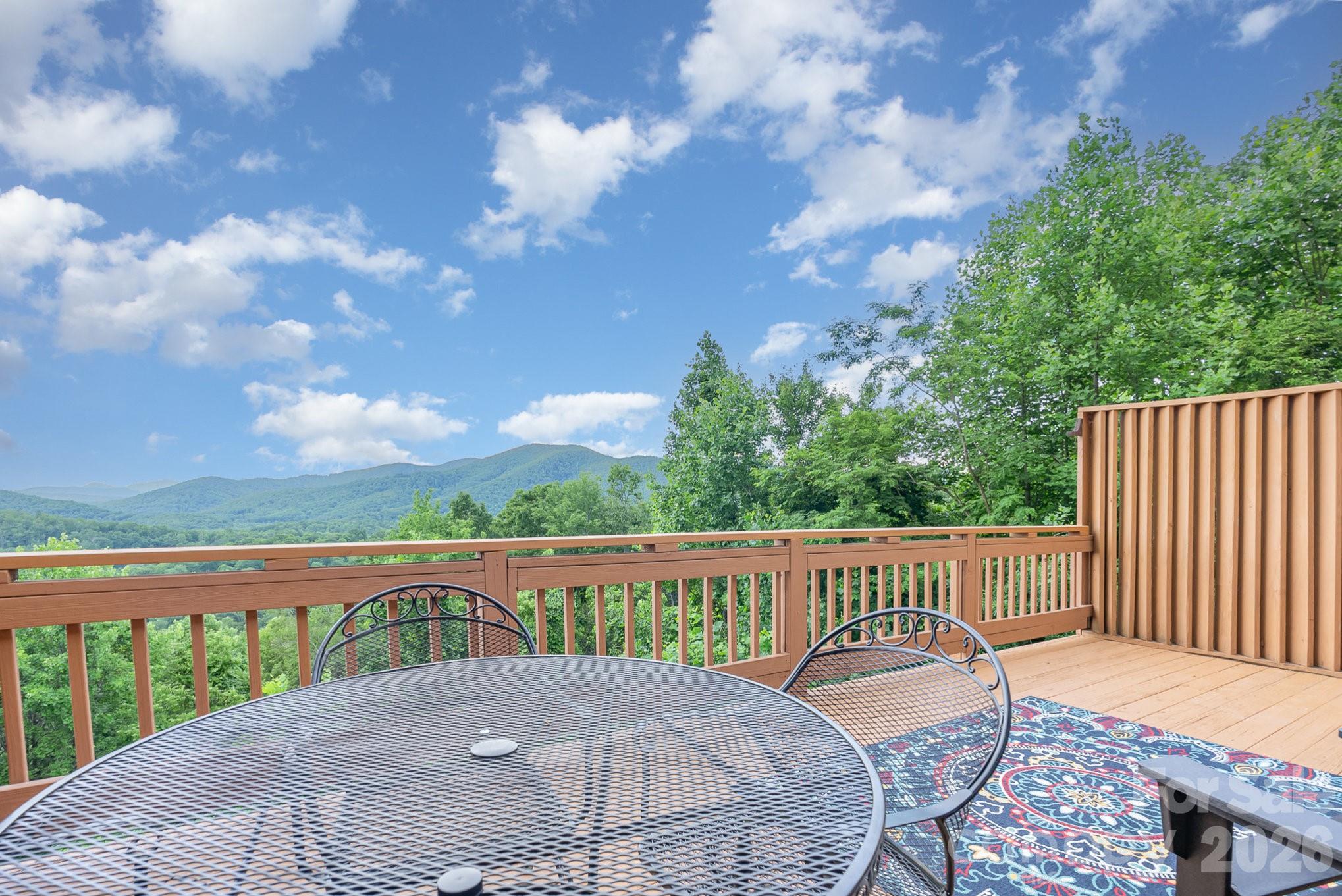 Condominium at 508 Over Look Drive, Burnsville, photo 10 of 28