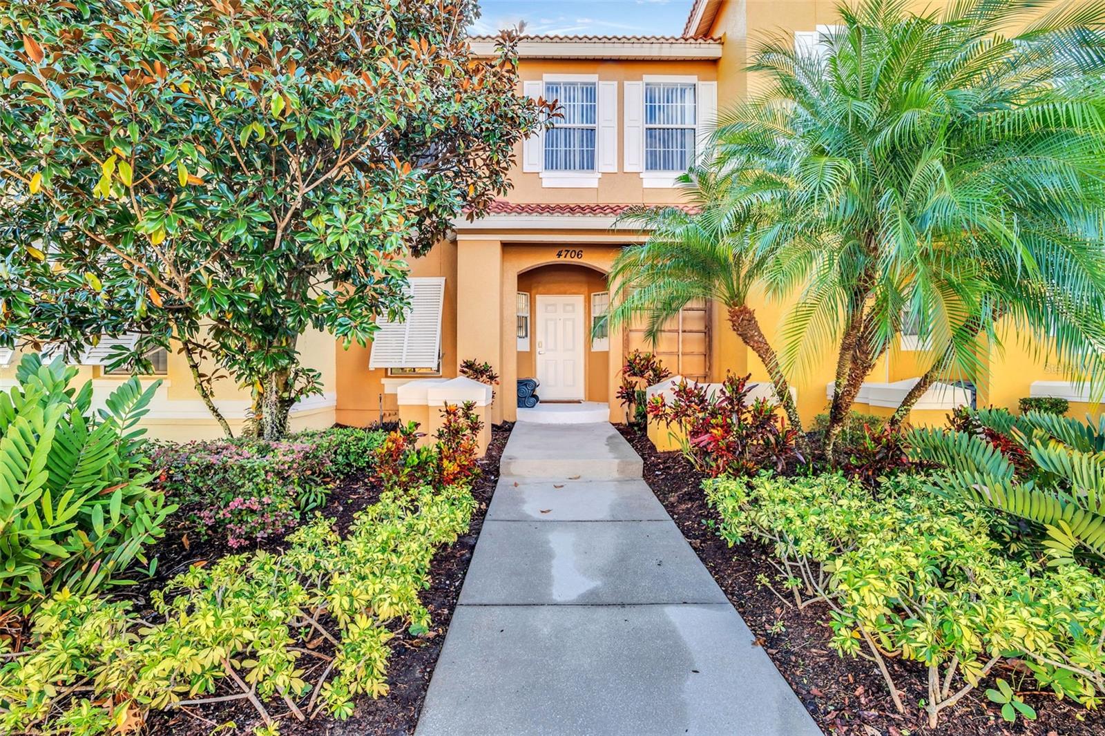 4706 VERO BEACH PL