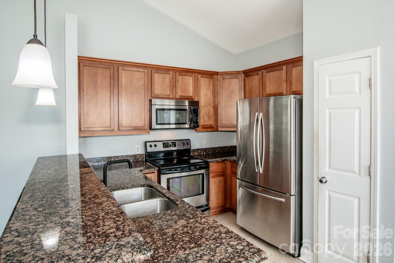 Kitchen - 127 Wood Acre Drive, Mooresville