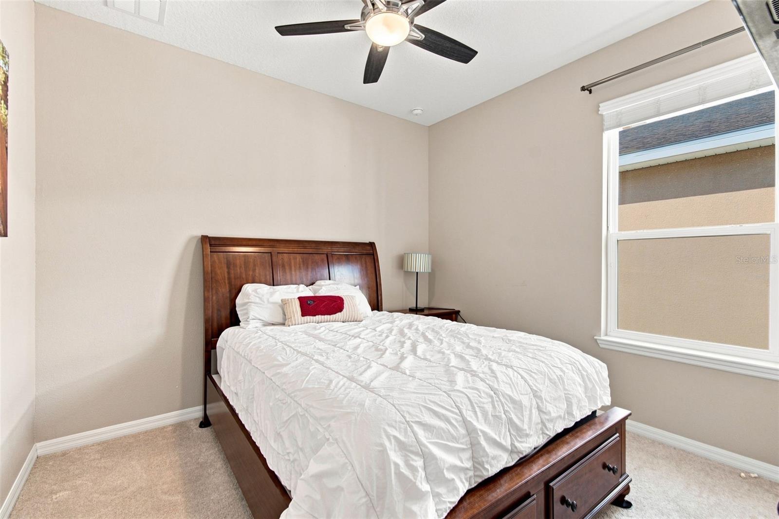Guest bedroom - 1055 HARBOR RIDGE DR, KISSIMMEE