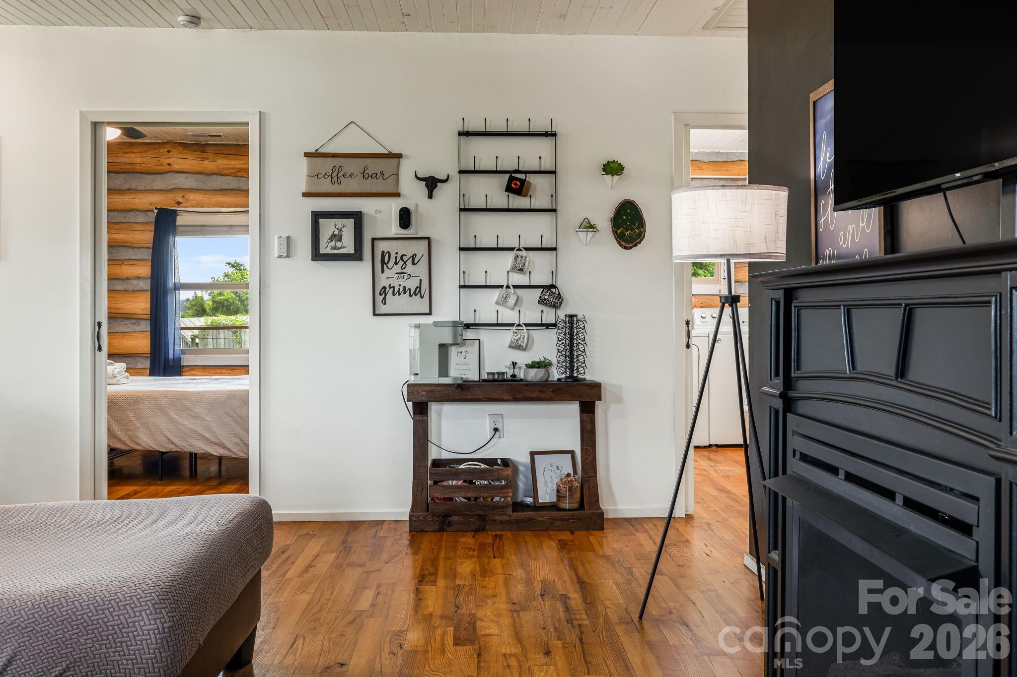 Single Family Residence at 194 Cabin Hollow Drive, Marshall, photo 6 of 26