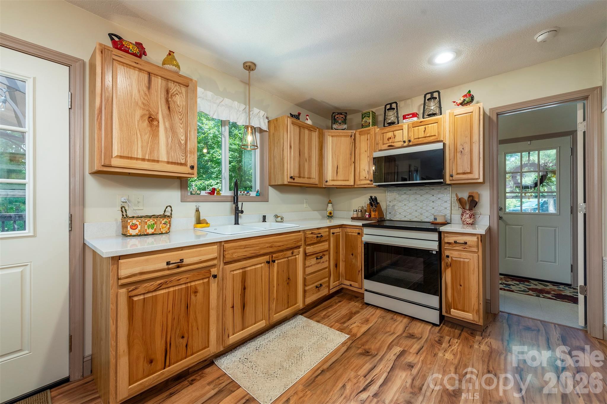 Single Family Residence at 4895 Hudlow Road, Union Mills, photo 10 of 48