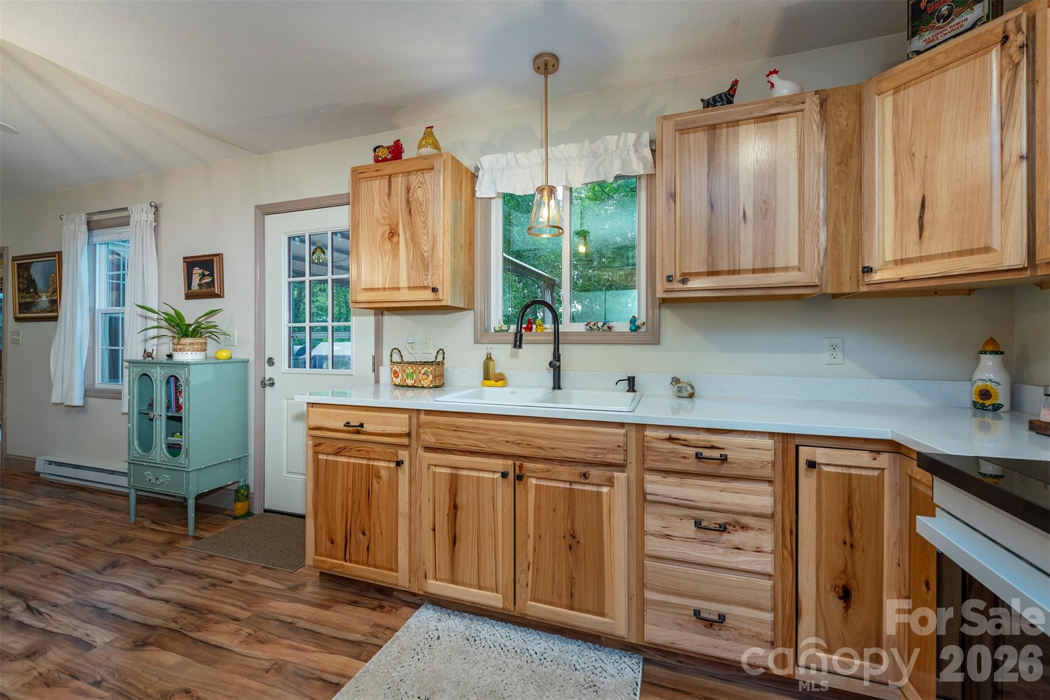 Beautiful Hickory Cabinets in the kitchen - 4895 Hudlow Road, Union Mills