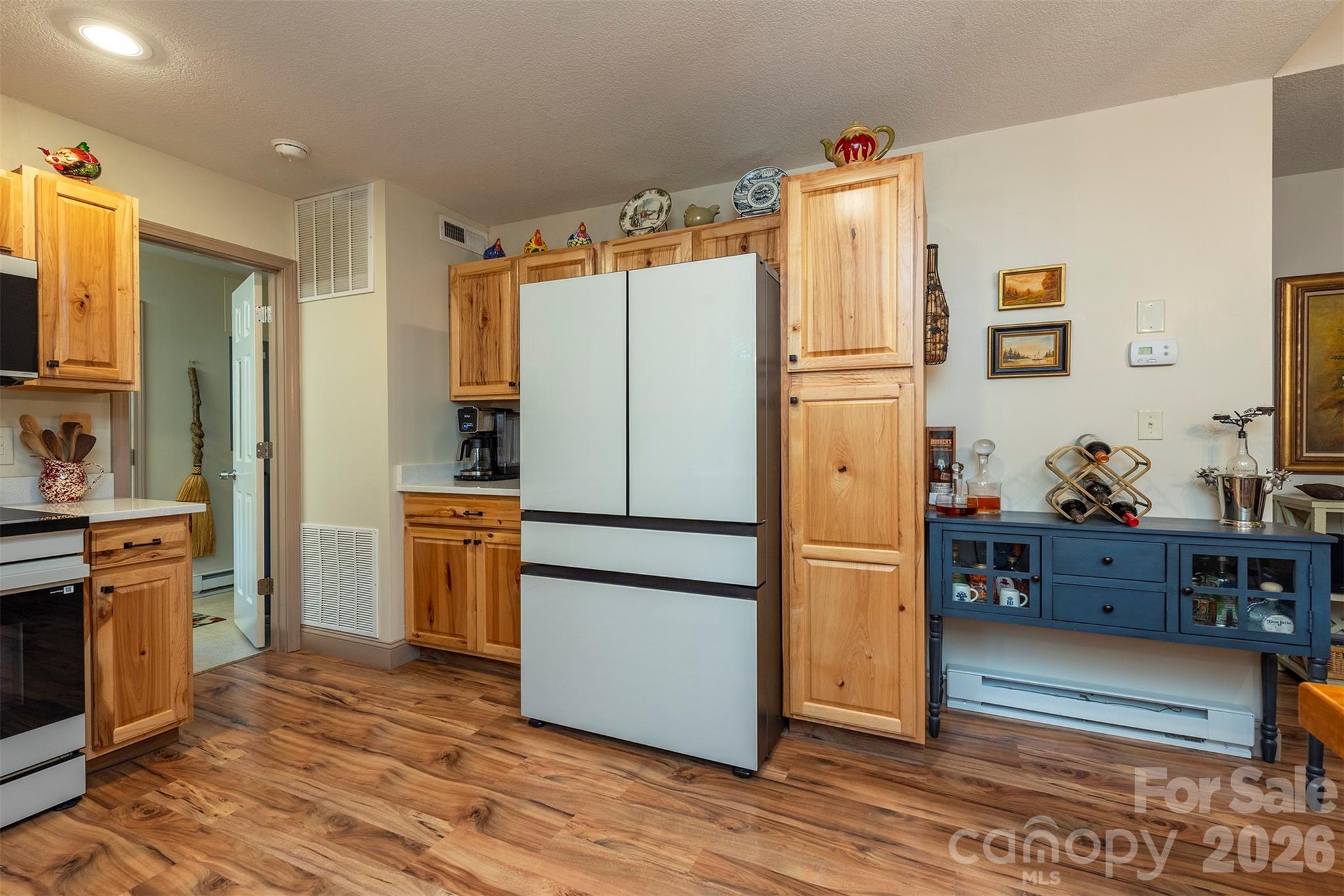 Single Family Residence at 4895 Hudlow Road, Union Mills, photo 13 of 48