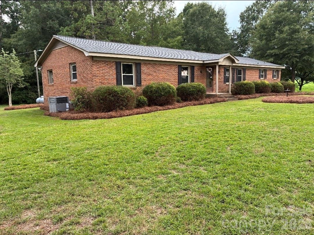Single Family Residence at 6426 Deep Springs Road, Marshville, photo 3 of 32