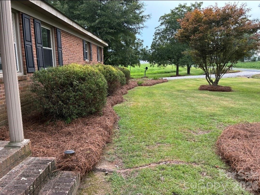 Single Family Residence at 6426 Deep Springs Road, Marshville, photo 4 of 32