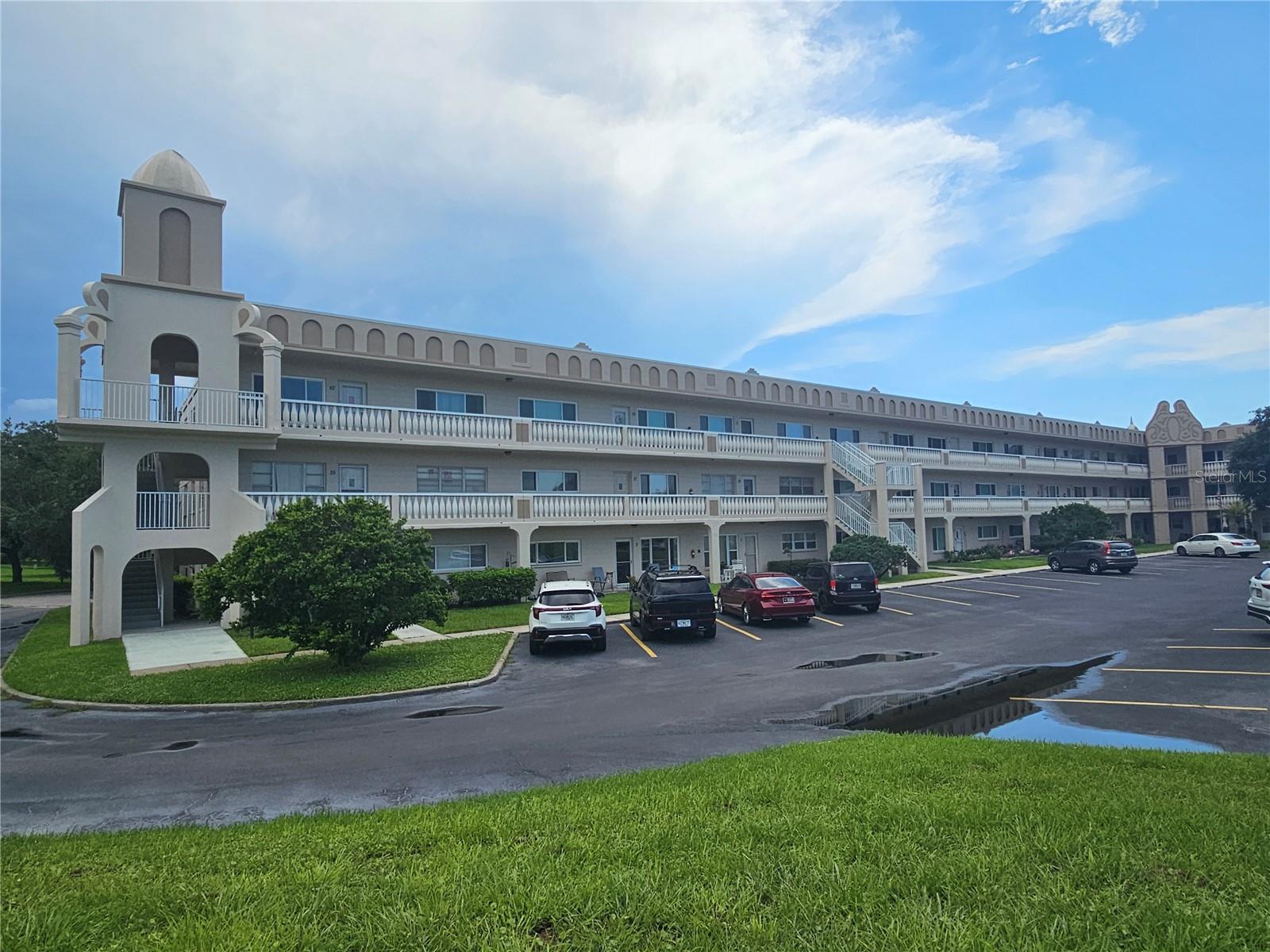 2284 PHILIPPINE DR #39