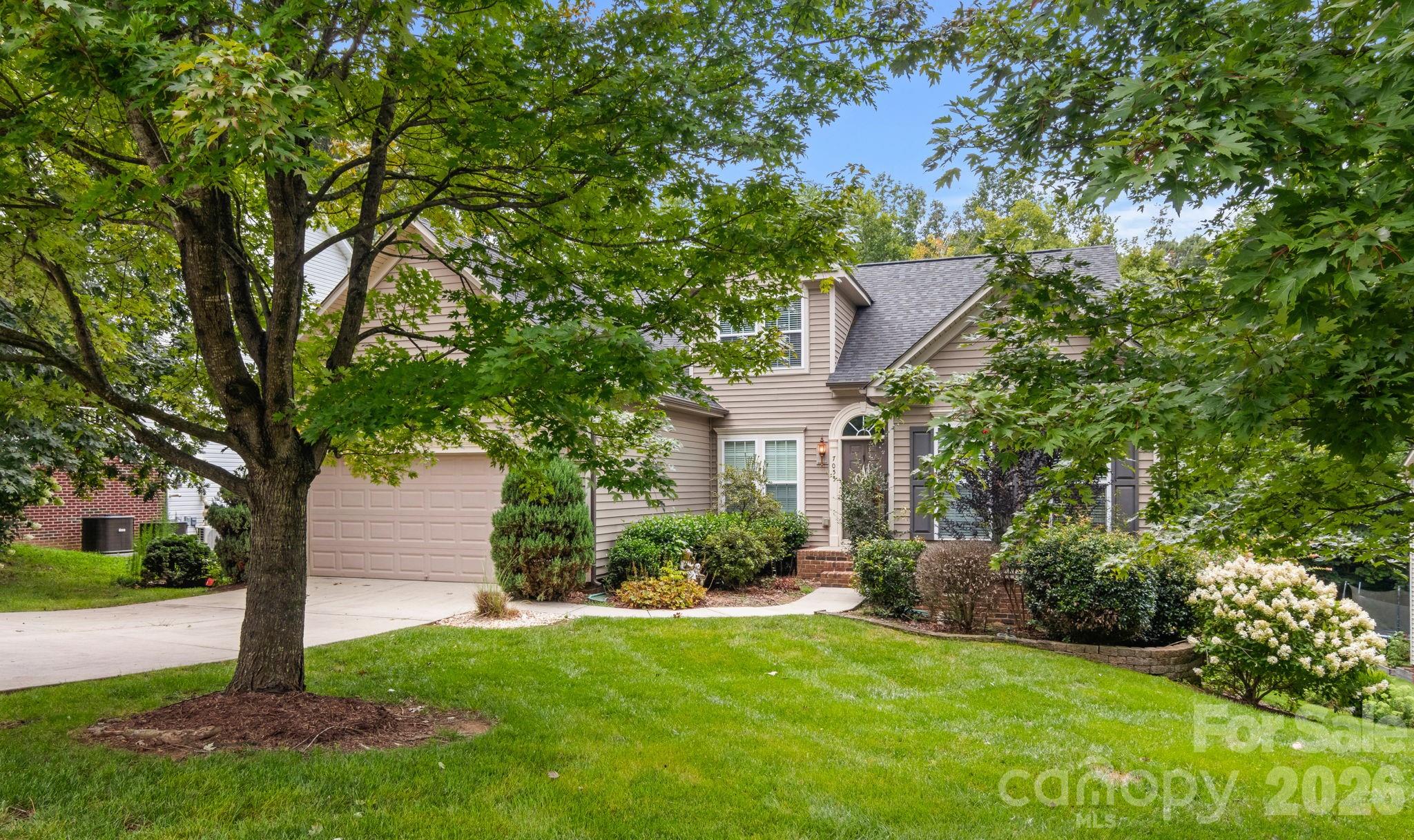 Single Family Residence at 7055 Sedgebrook Drive W, Stanley, photo 4 of 34