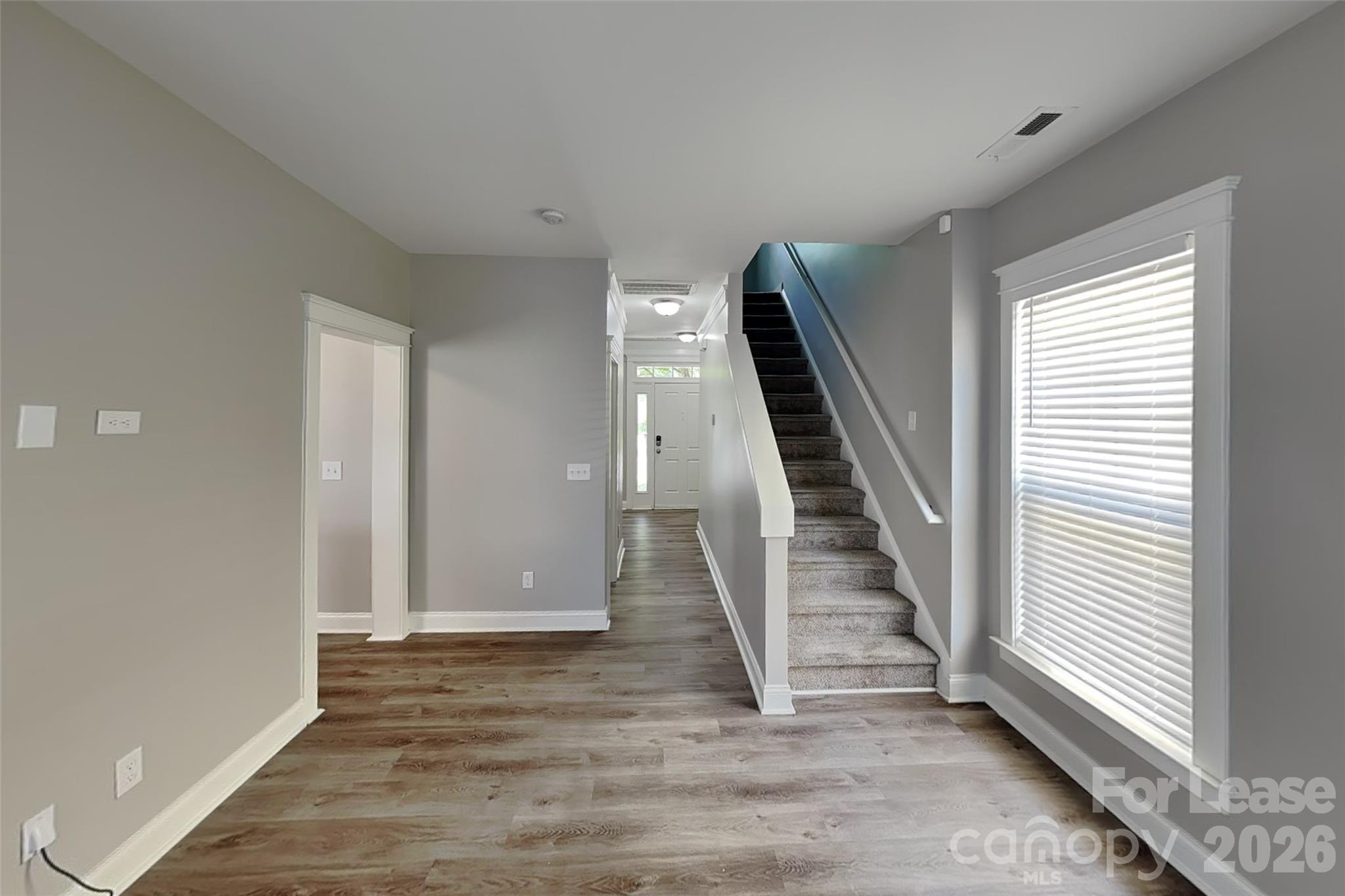 Single Family Residence at 13528 Swinton Road, Huntersville, photo 2 of 15