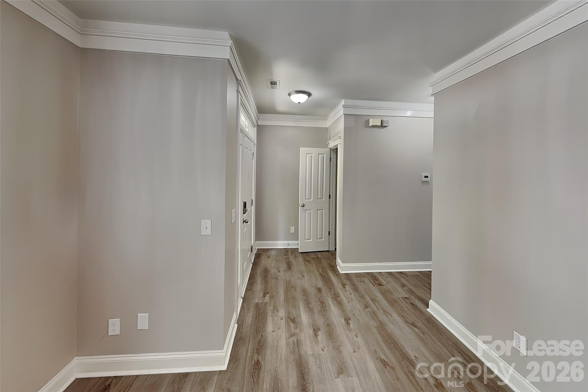 Single Family Residence at 13528 Swinton Road, Huntersville, photo 4 of 15
