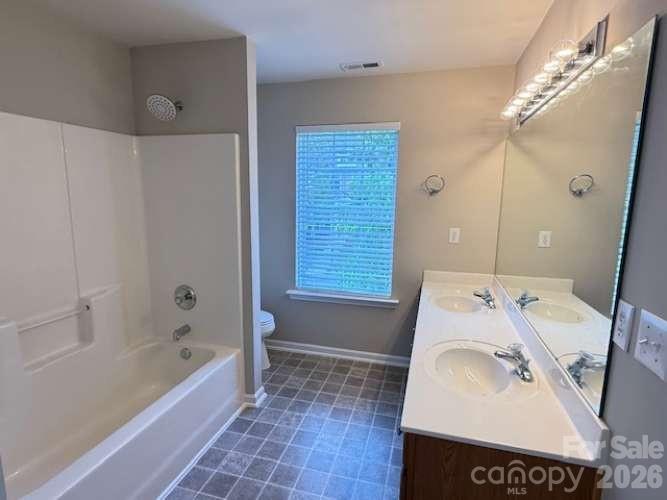 Townhouse at 10541 Trolley Run Drive, Cornelius, photo 20 of 30