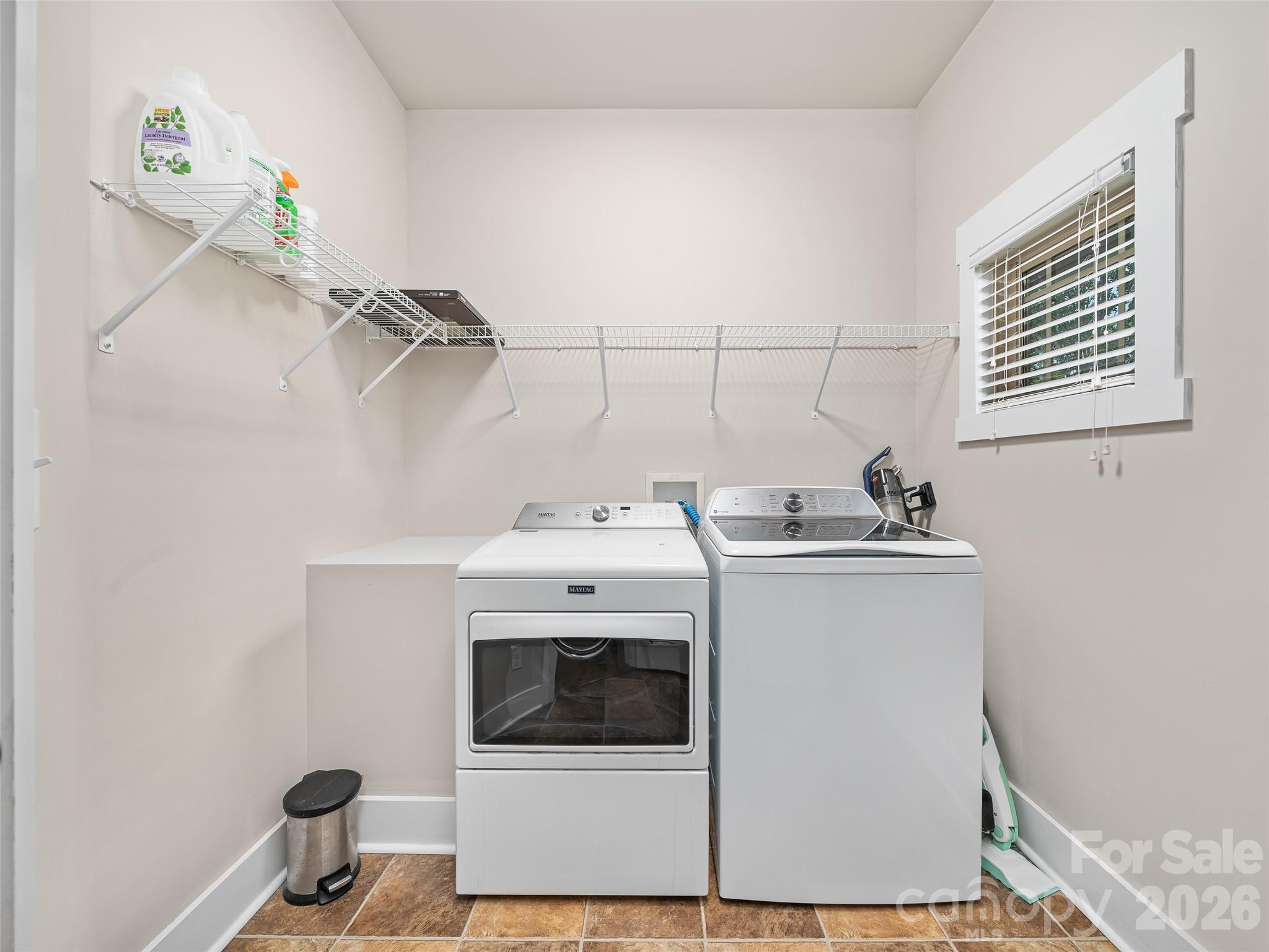 laundry room - 6 Oak Springs Drive, Arden