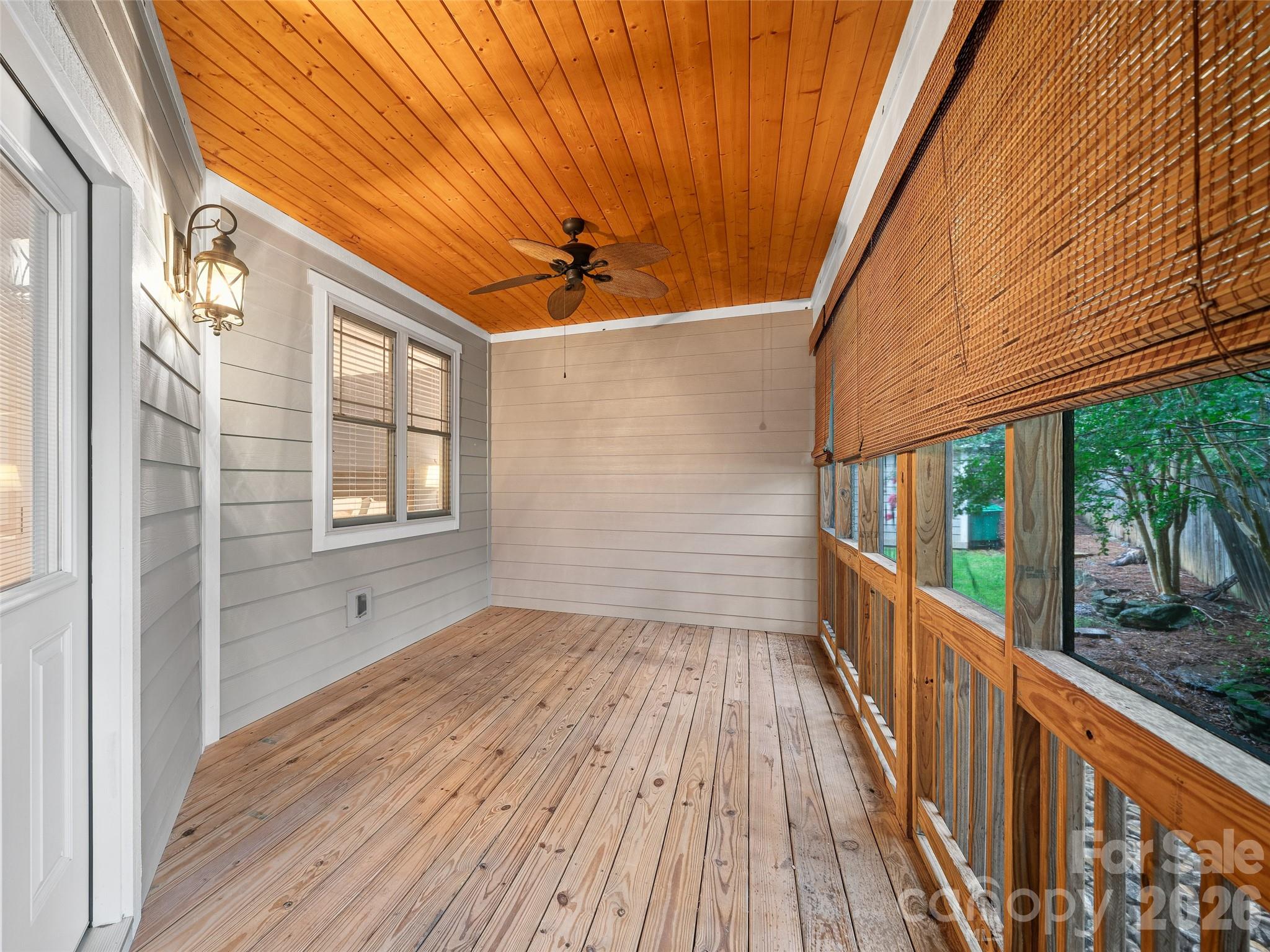 screened-in porch - 6 Oak Springs Drive, Arden