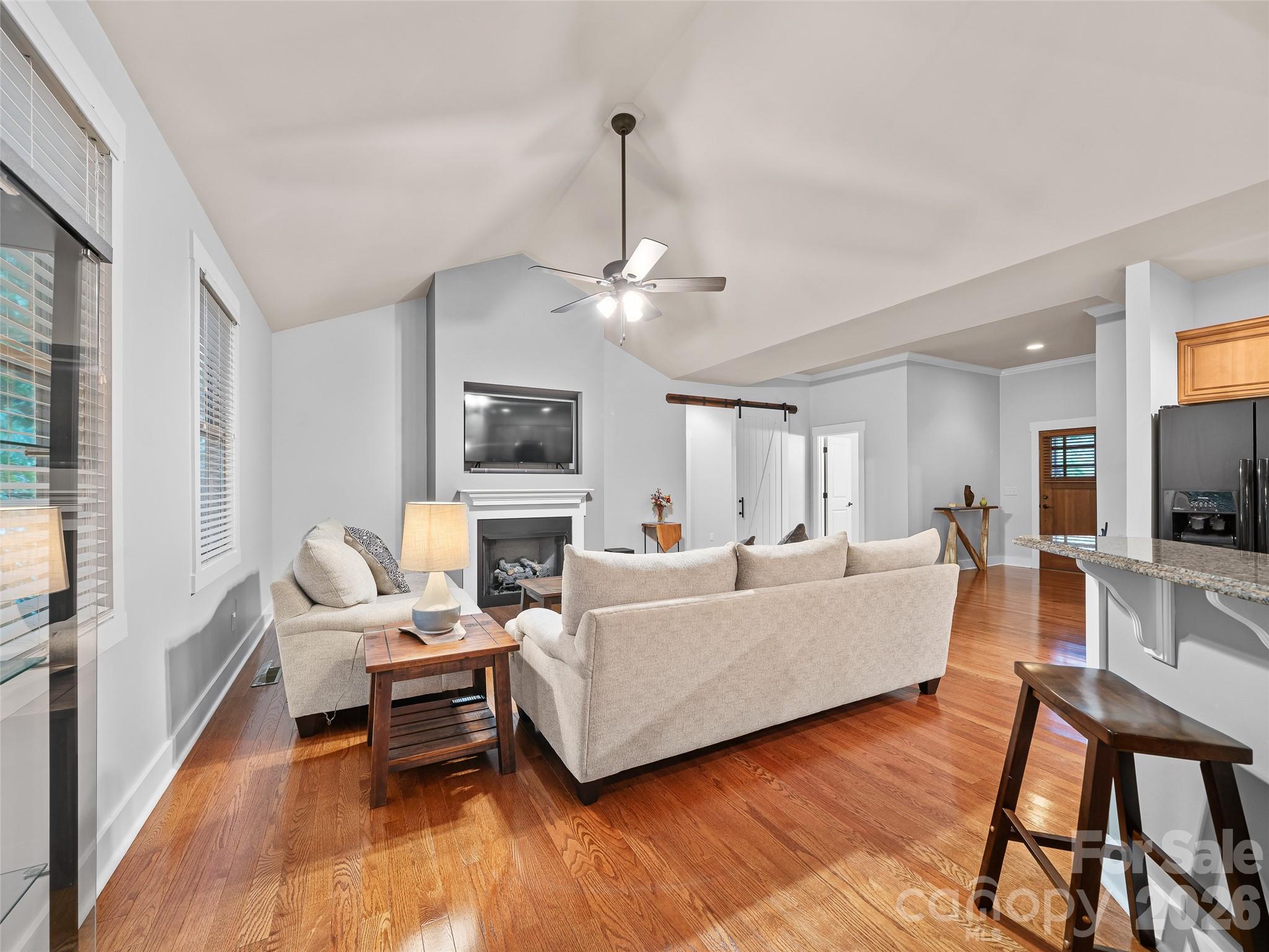 Single Family Residence at 6 Oak Springs Drive, Arden, photo 10 of 37