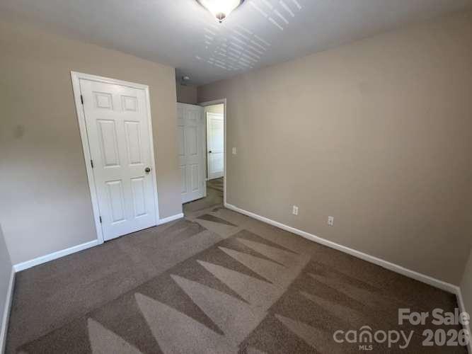 Townhouse at 17450 Caldwell Track Drive, Cornelius, photo 19 of 25