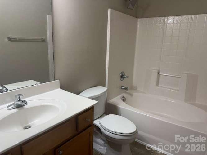 Townhouse at 17450 Caldwell Track Drive, Cornelius, photo 21 of 25