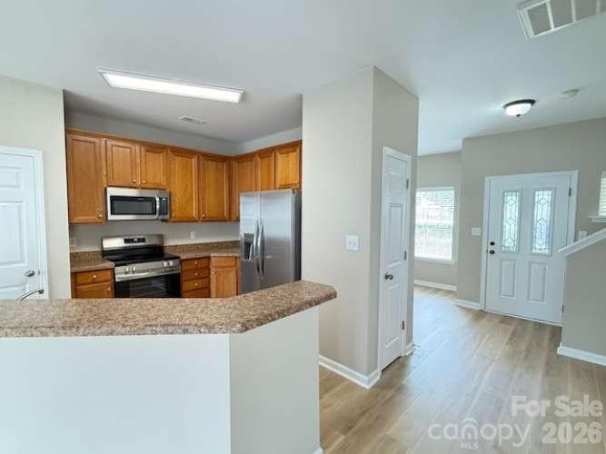 Townhouse at 17756 Trolley Crossing Way, Cornelius, photo 11 of 25