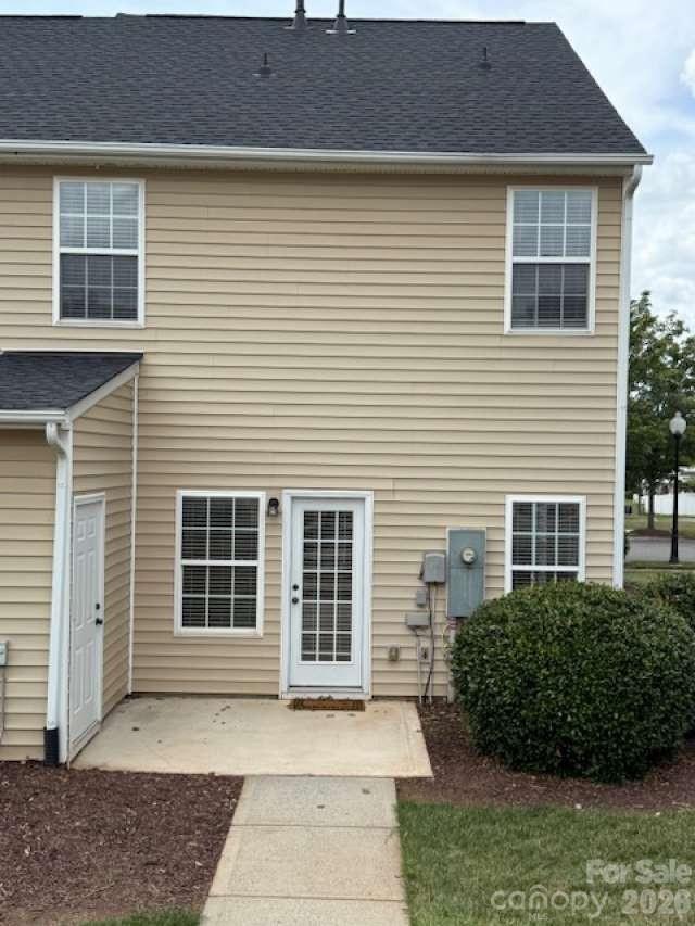 Townhouse at 17756 Trolley Crossing Way, Cornelius, photo 21 of 25