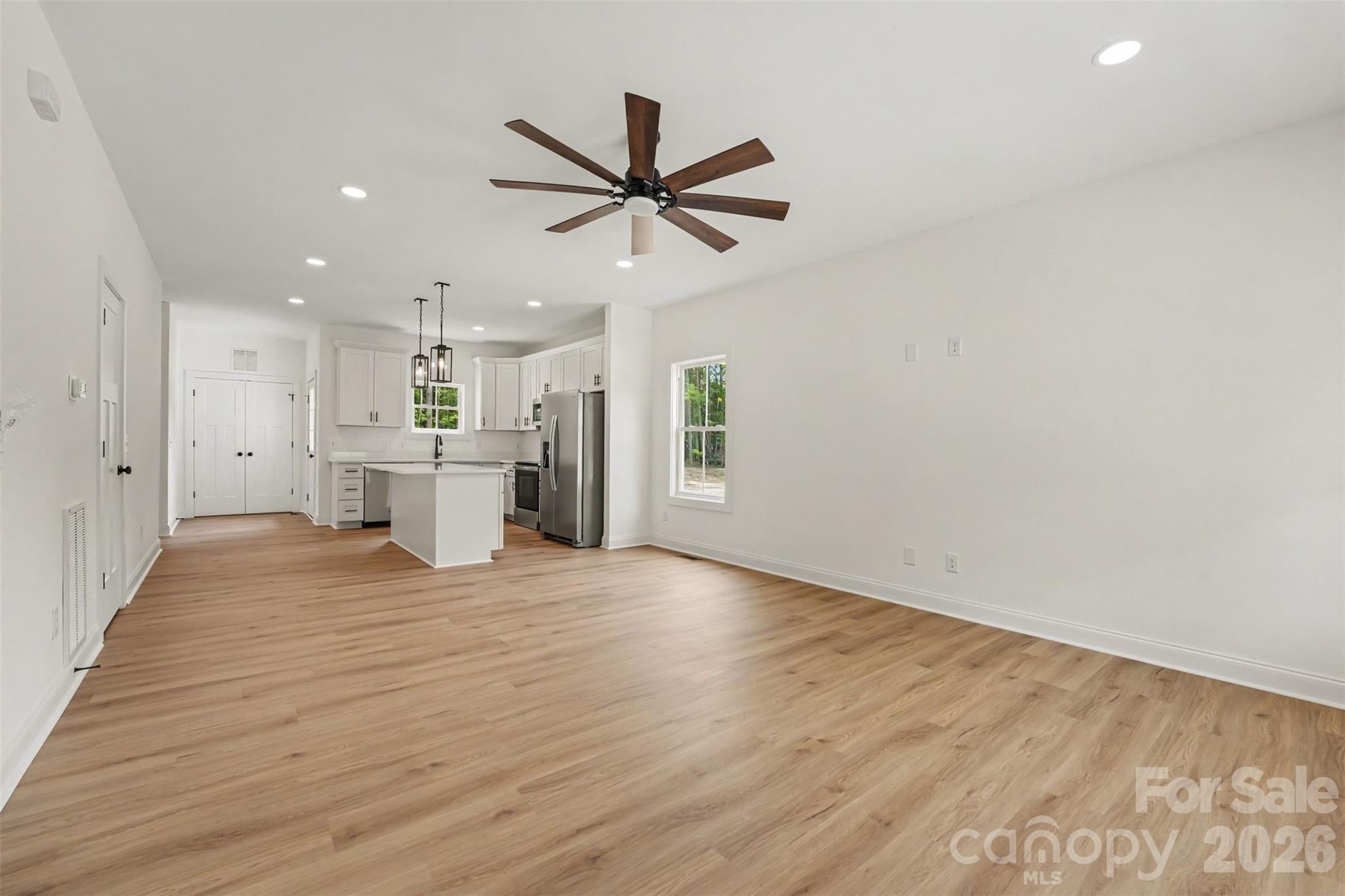 Open concept - 749 Jack Street, Kannapolis