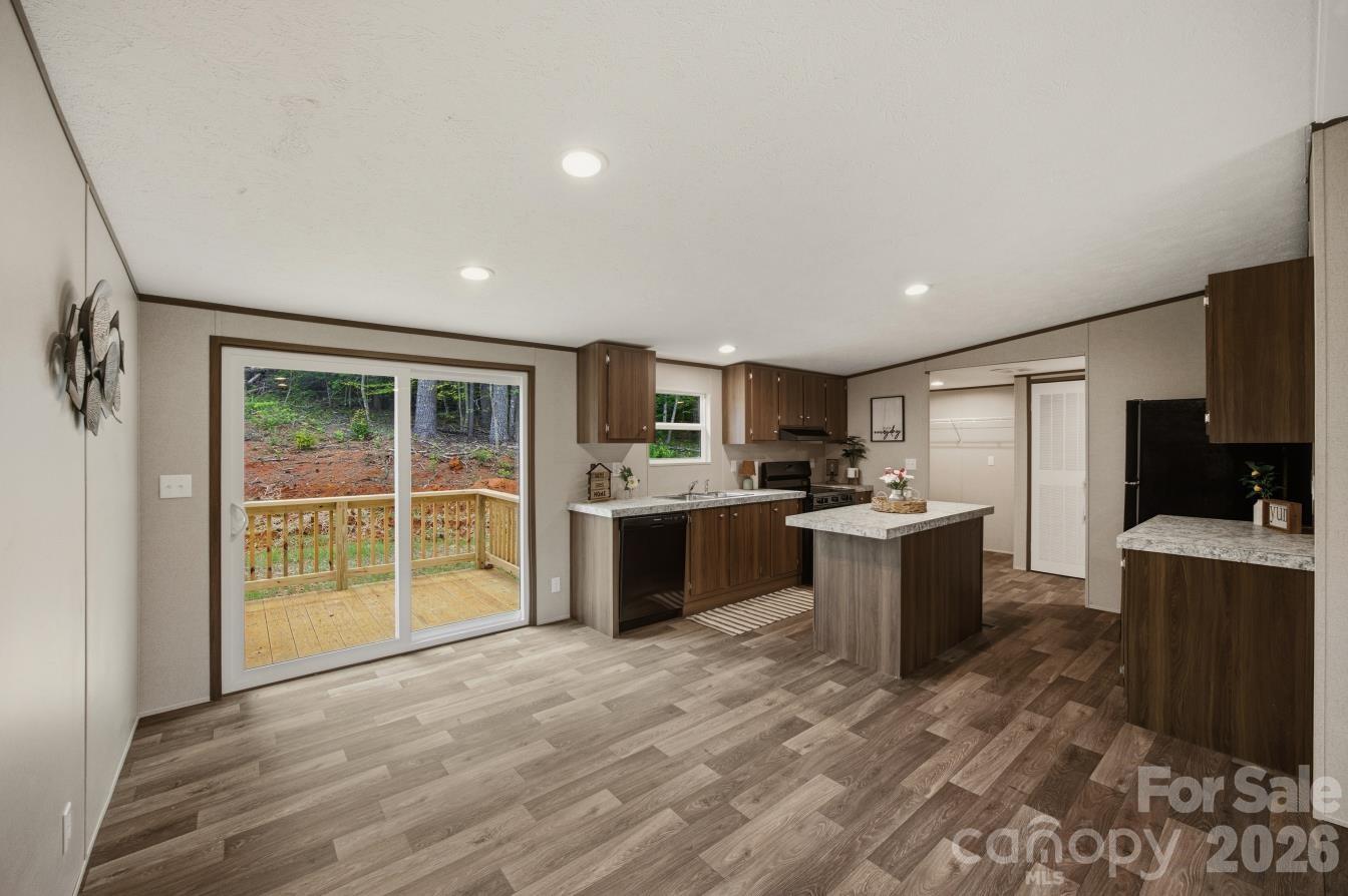 Single Family Residence at 3150 Mariposa Lane, Morganton, photo 8 of 31