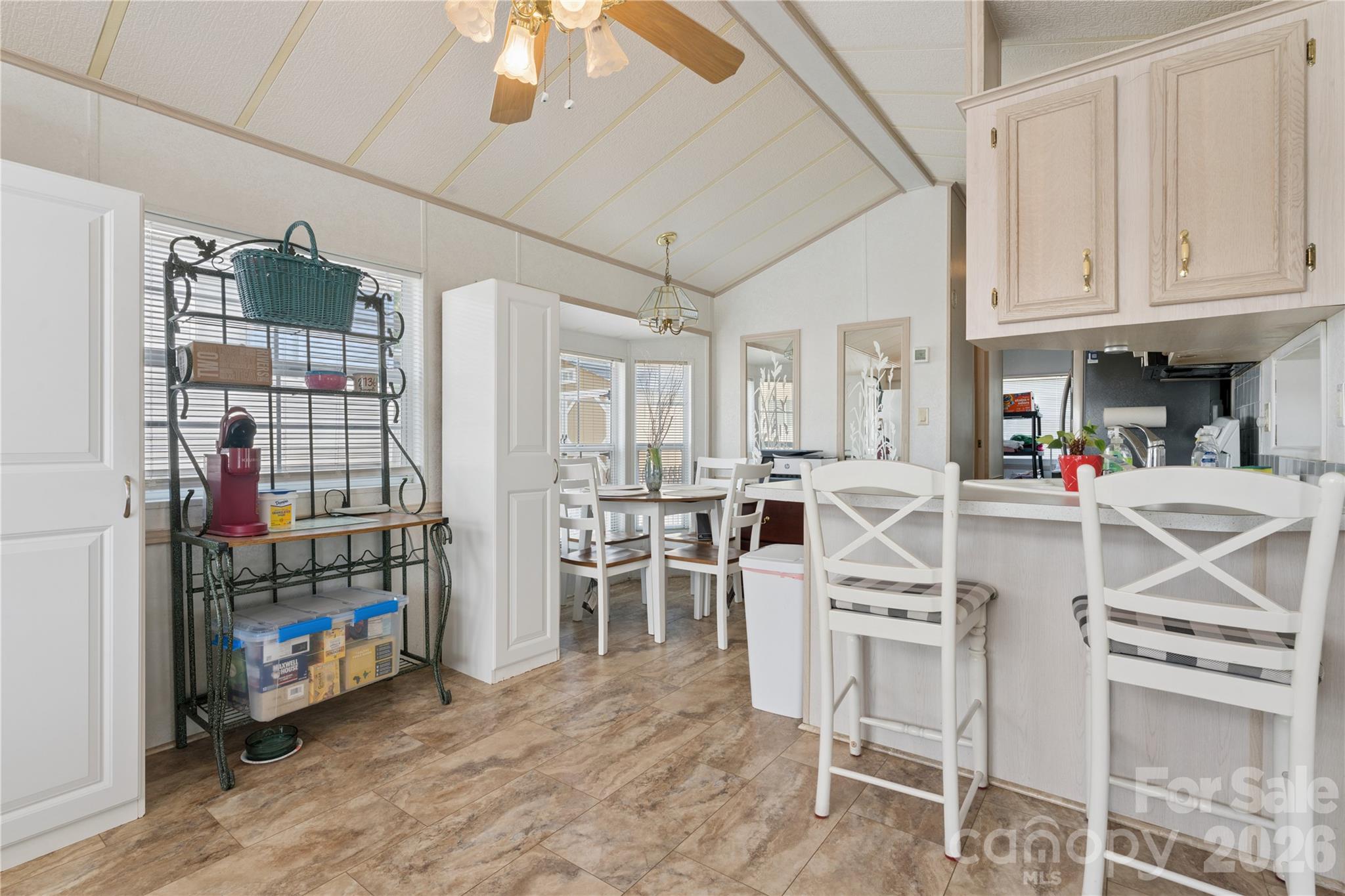 Single Family Residence at 113 Dare Lane, New London, photo 20 of 39