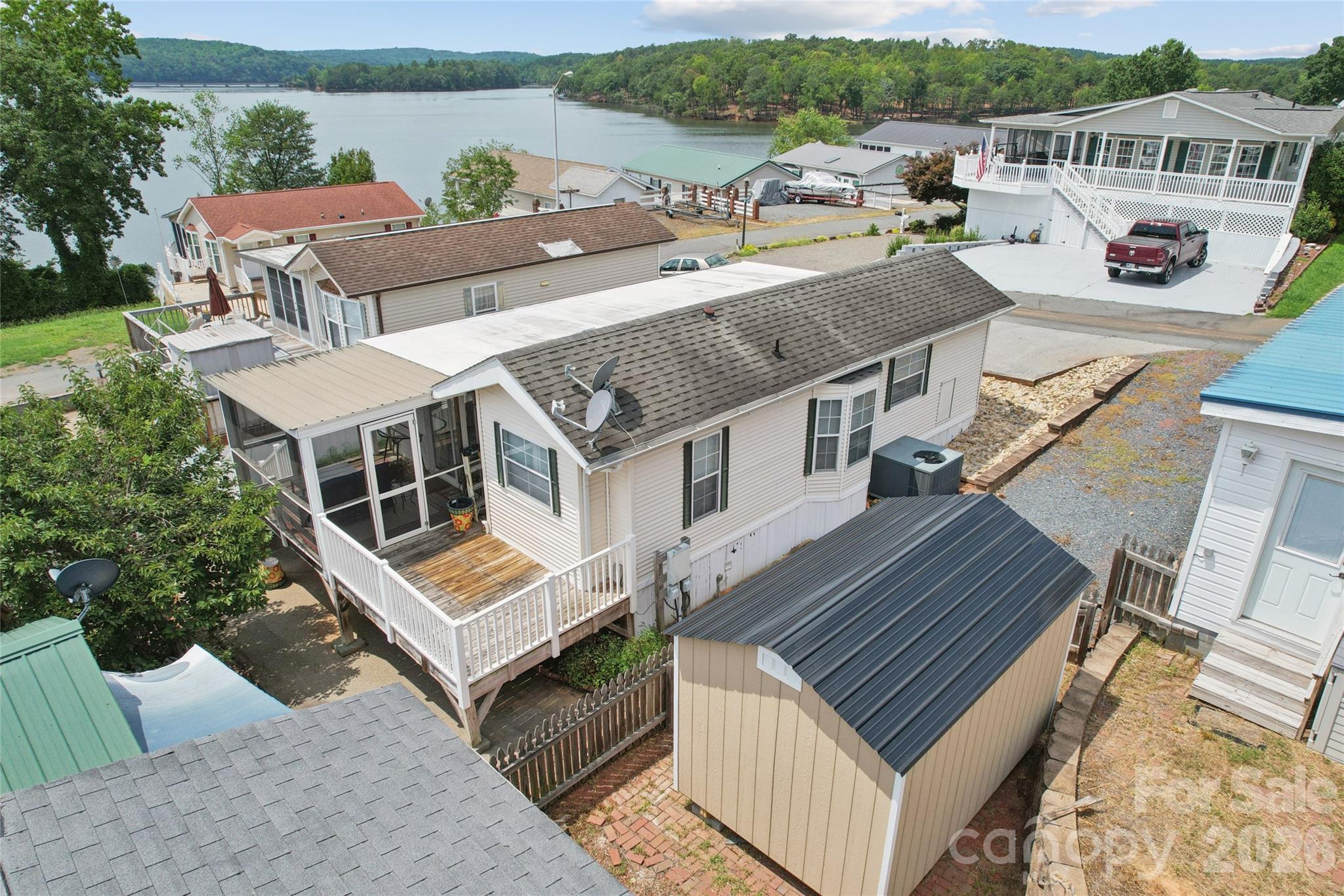 Single Family Residence at 113 Dare Lane, New London, photo 29 of 39