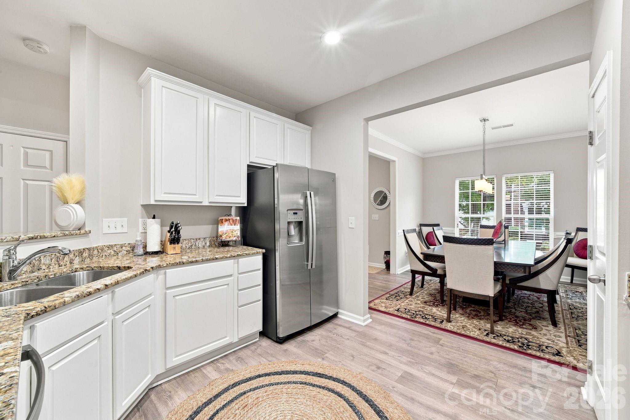 Townhouse at 14515 Greenpoint Lane, Huntersville, photo 9 of 40