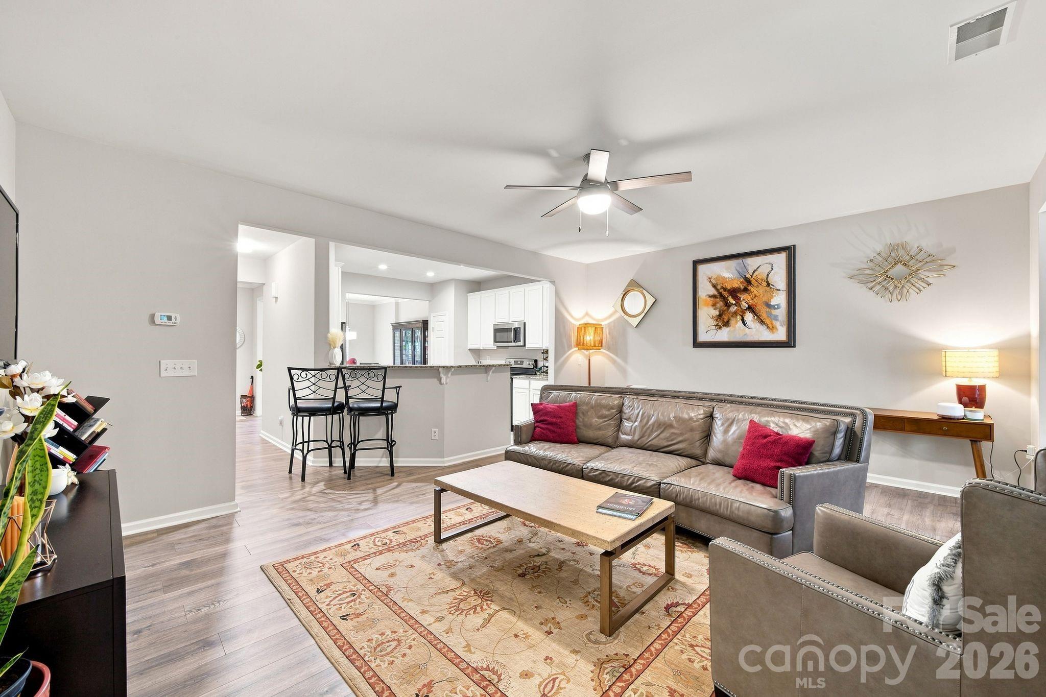 Townhouse at 14515 Greenpoint Lane, Huntersville, photo 10 of 40