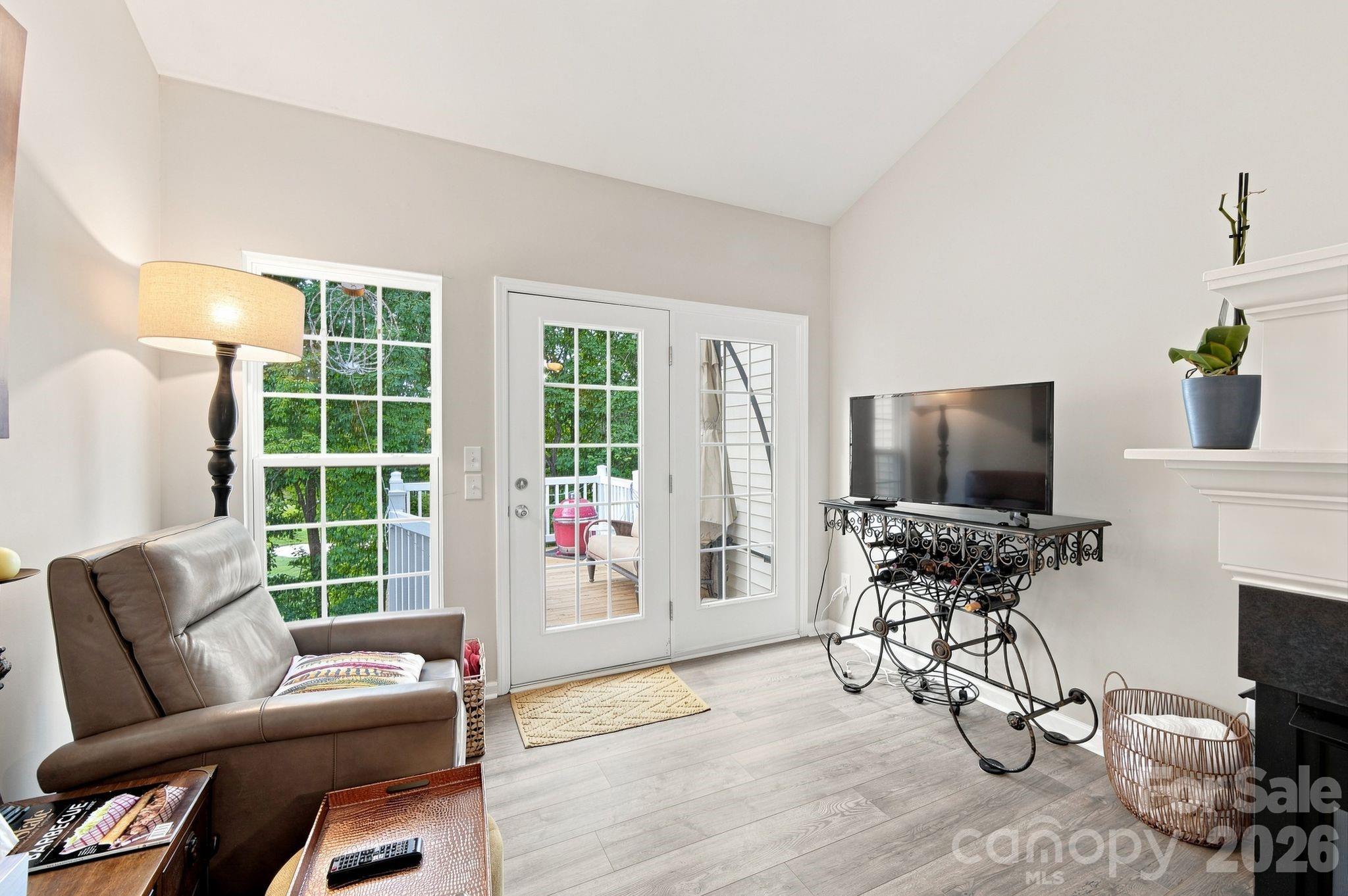 Townhouse at 14515 Greenpoint Lane, Huntersville, photo 14 of 40