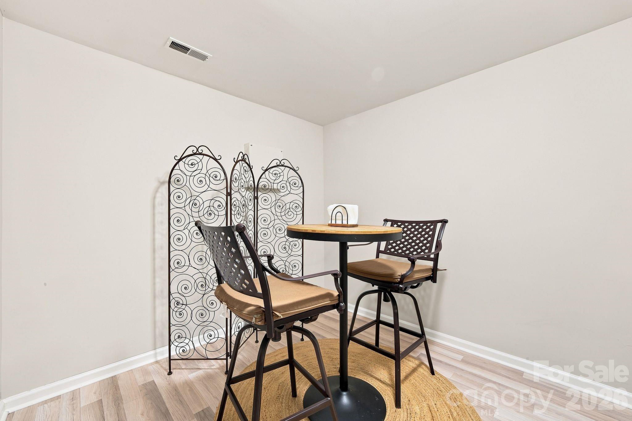 Townhouse at 14515 Greenpoint Lane, Huntersville, photo 24 of 40