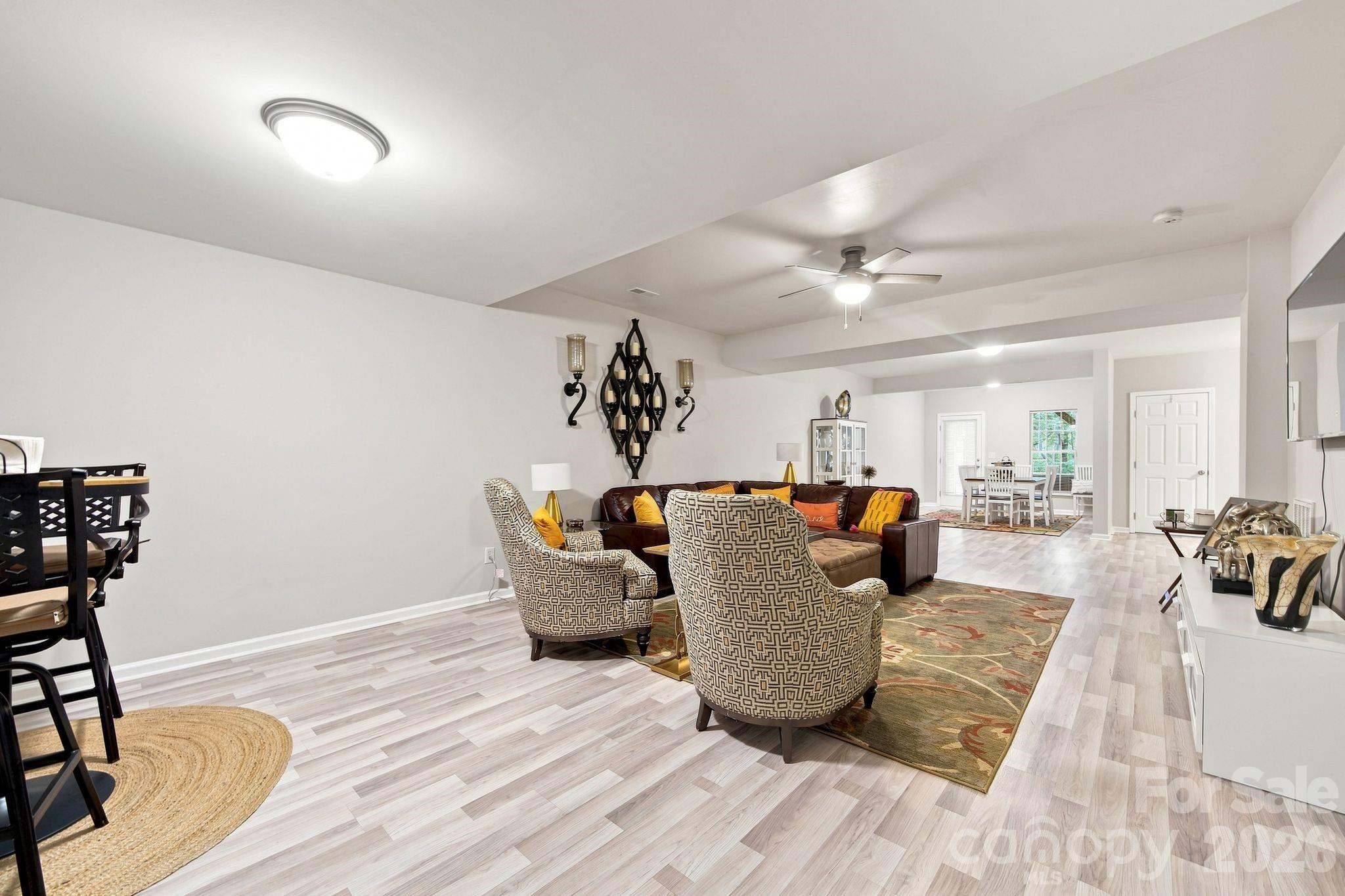 Townhouse at 14515 Greenpoint Lane, Huntersville, photo 25 of 40